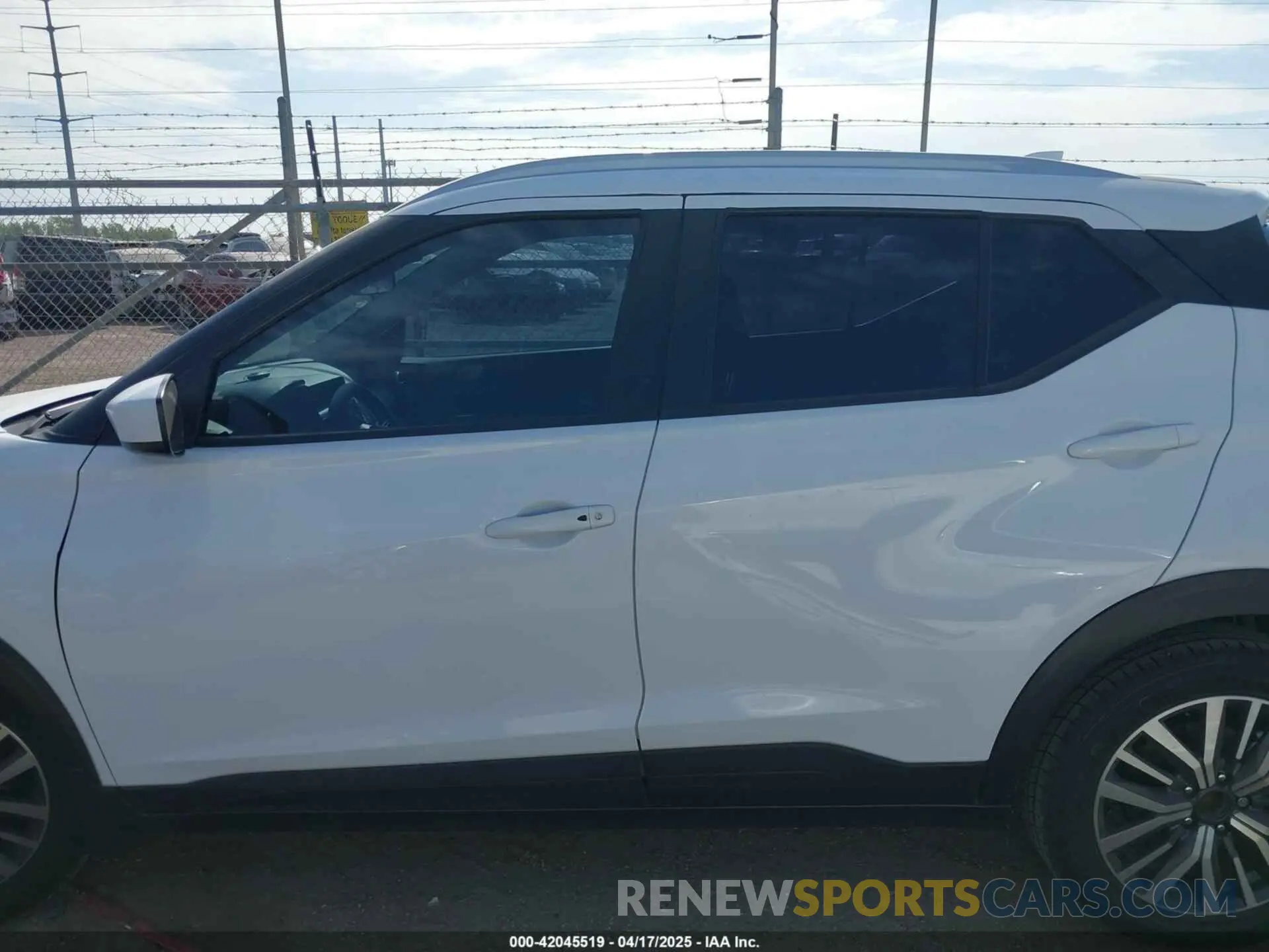 15 Фотография поврежденного автомобиля 3N1CP5CV7PL485024 NISSAN KICKS 2023