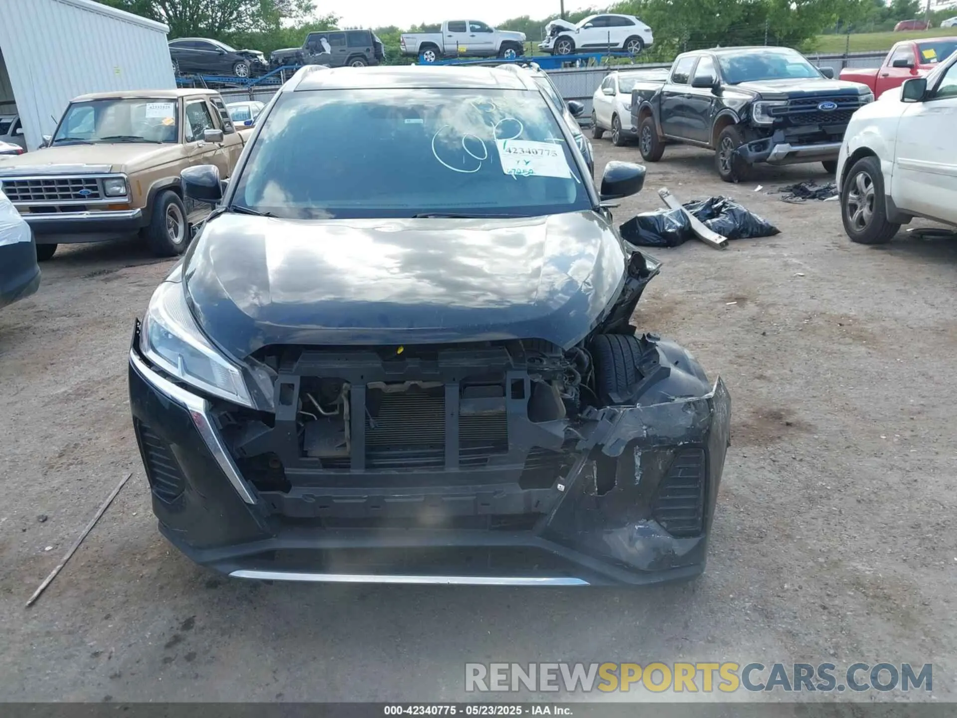 13 Фотография поврежденного автомобиля 3N1CP5CV7PL521505 NISSAN KICKS 2023