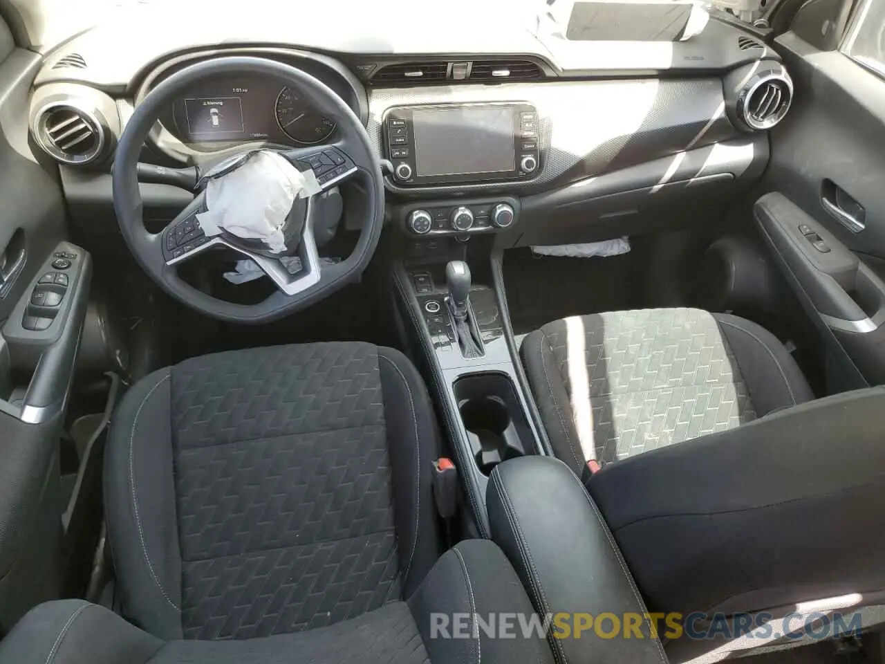 8 Photograph of a damaged car 3N1CP5CVXPL475362 NISSAN KICKS 2023