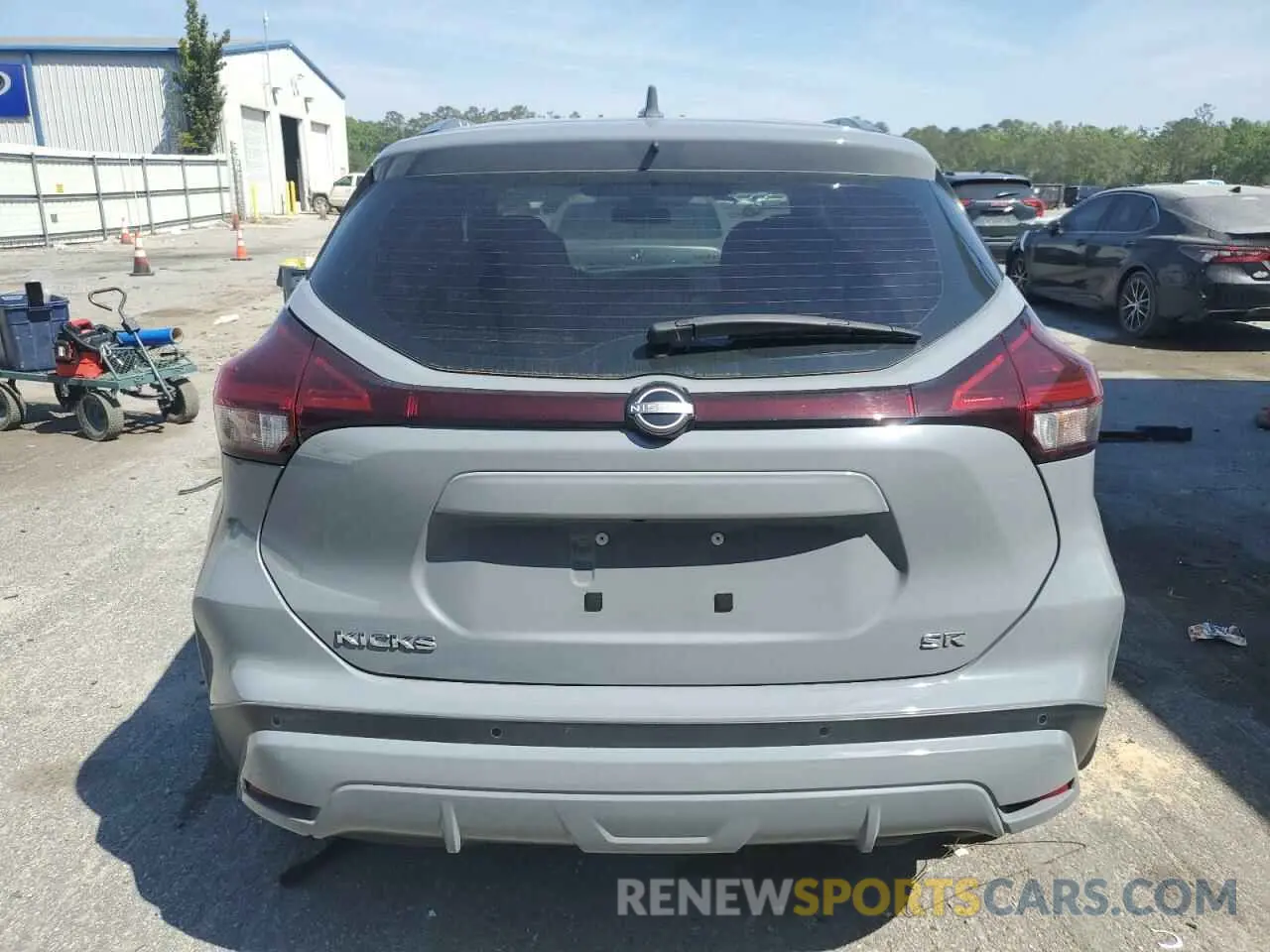 6 Photograph of a damaged car 3N1CP5DV0PL522574 NISSAN KICKS 2023