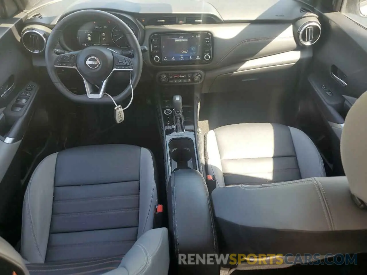 8 Photograph of a damaged car 3N1CP5DV0PL522574 NISSAN KICKS 2023