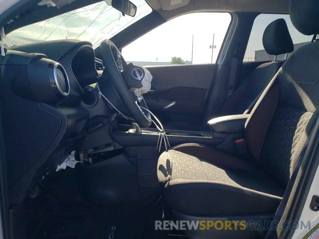 7 Photograph of a damaged car 3N1CP5DV0PL533655 NISSAN KICKS 2023
