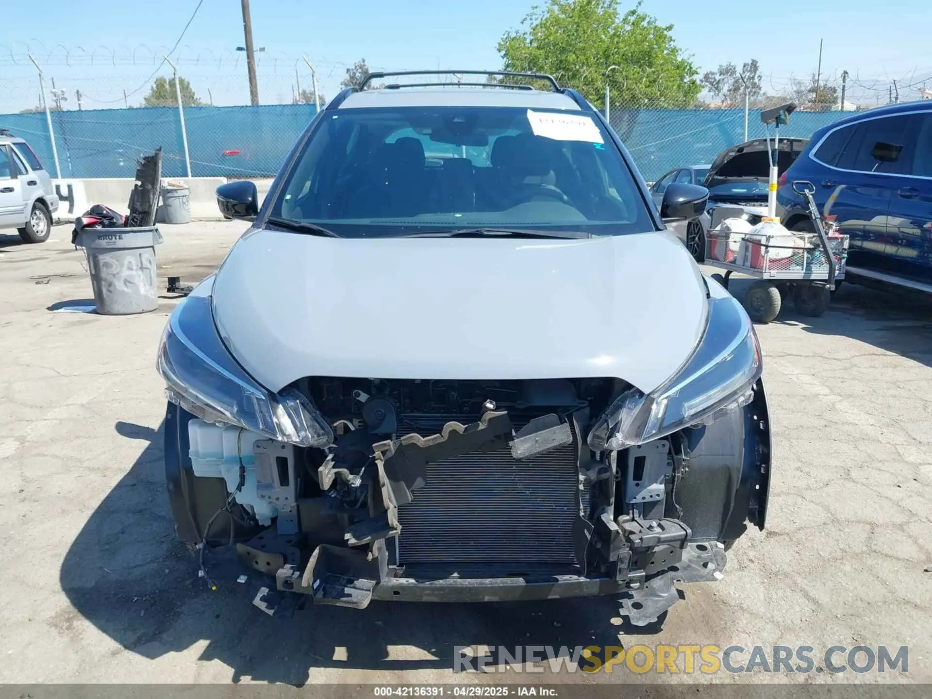 13 Фотография поврежденного автомобиля 3N1CP5DV0PL553257 NISSAN KICKS 2023