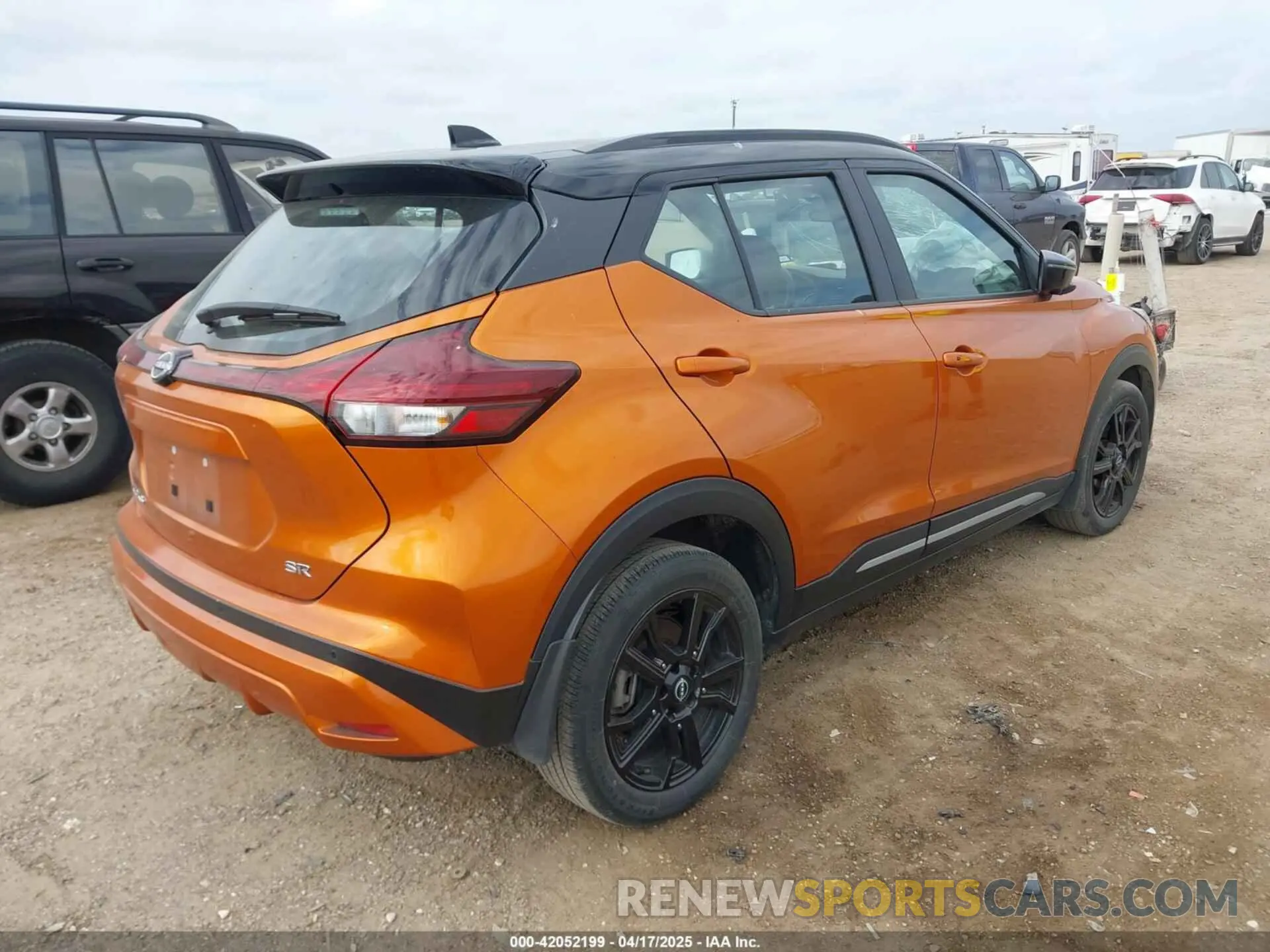 4 Photograph of a damaged car 3N1CP5DV1PL502110 NISSAN KICKS 2023