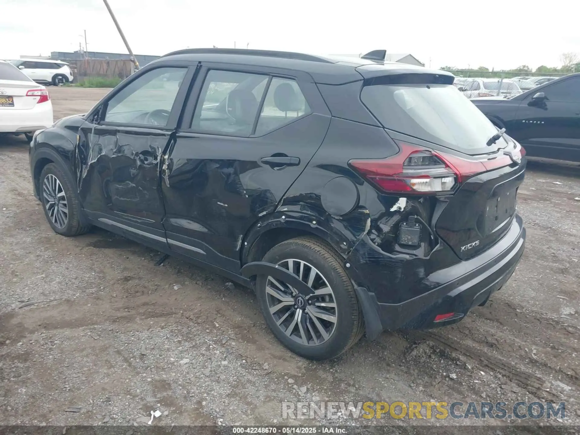 3 Фотография поврежденного автомобиля 3N1CP5DV1PL513317 NISSAN KICKS 2023