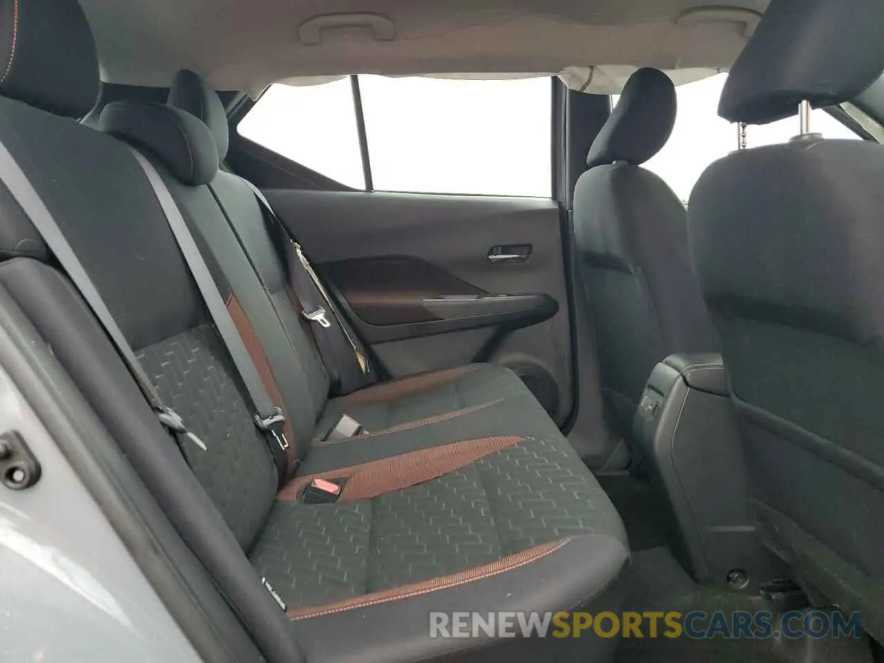 11 Photograph of a damaged car 3N1CP5DV1PL536970 NISSAN KICKS 2023