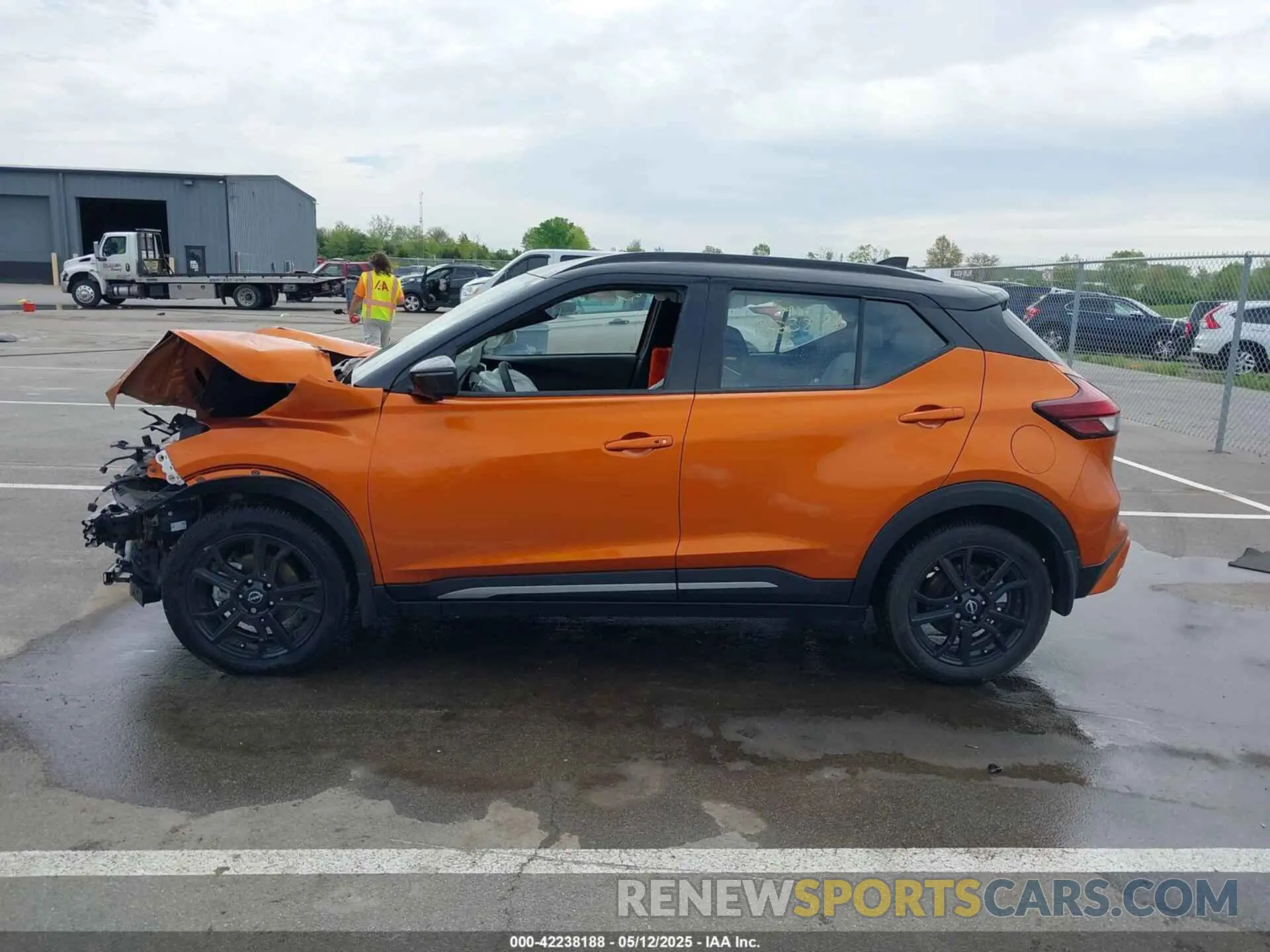 11 Photograph of a damaged car 3N1CP5DV2PL523564 NISSAN KICKS 2023