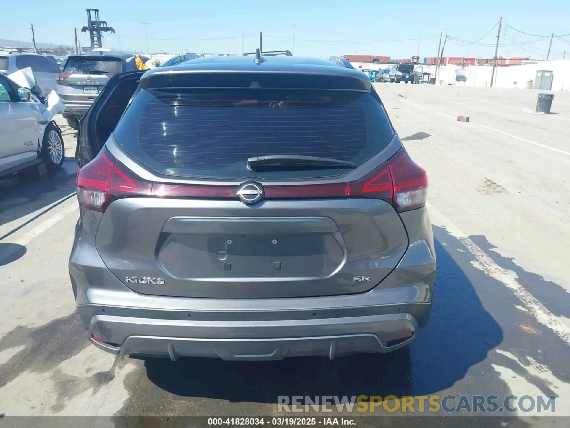 15 Фотография поврежденного автомобиля 3N1CP5DV3PL489120 NISSAN KICKS 2023