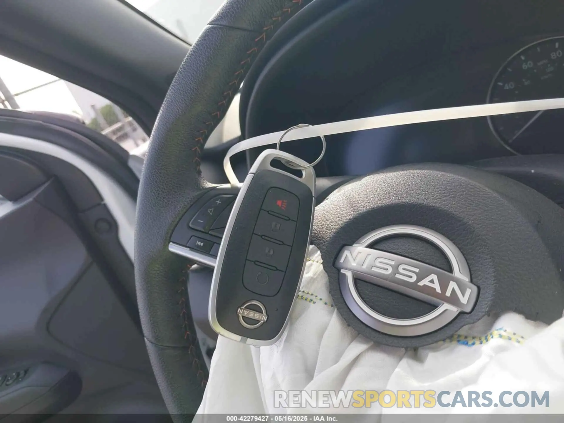 11 Photograph of a damaged car 3N1CP5DV3PL549557 NISSAN KICKS 2023