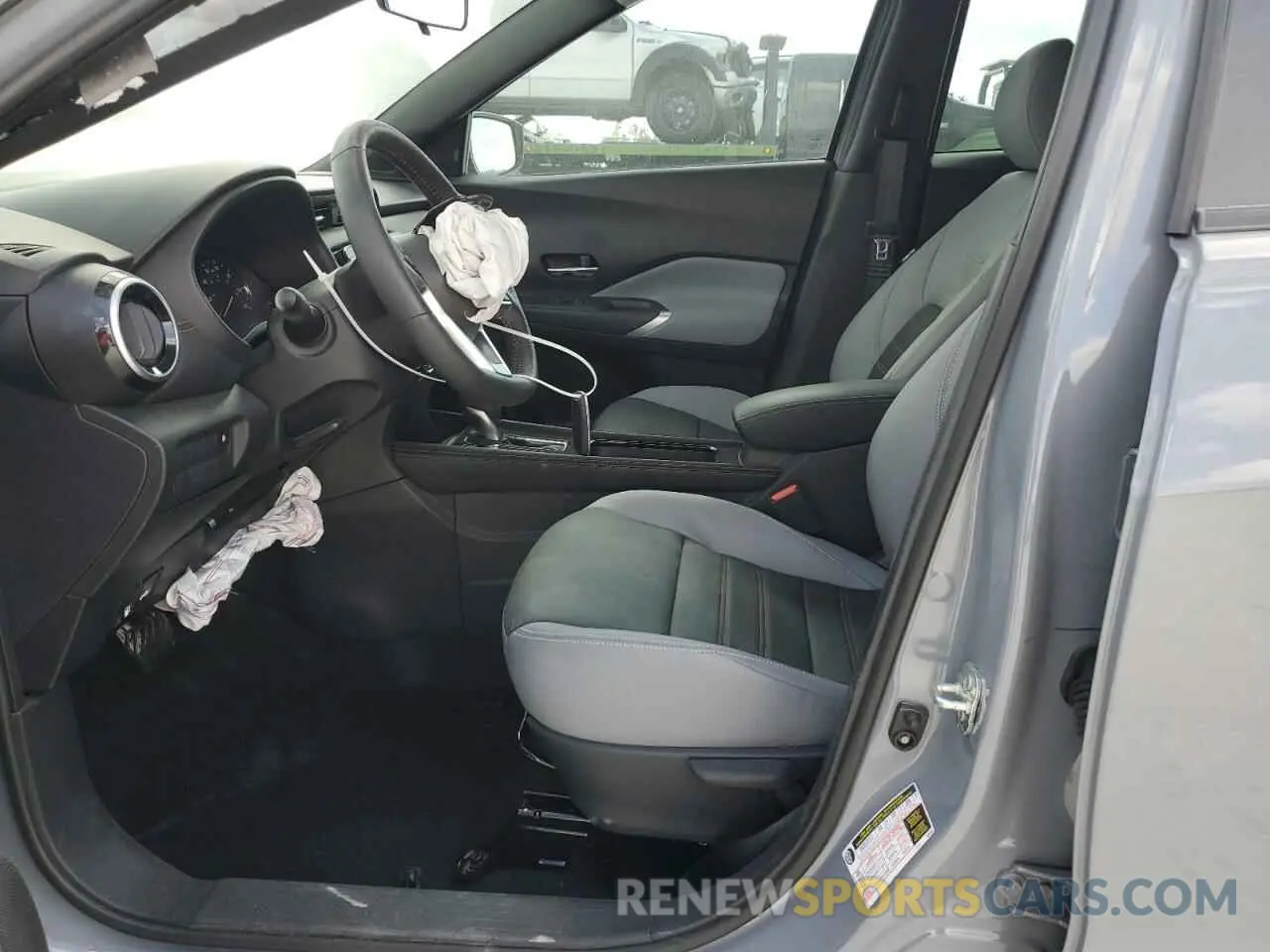 7 Photograph of a damaged car 3N1CP5DV3PL568738 NISSAN KICKS 2023