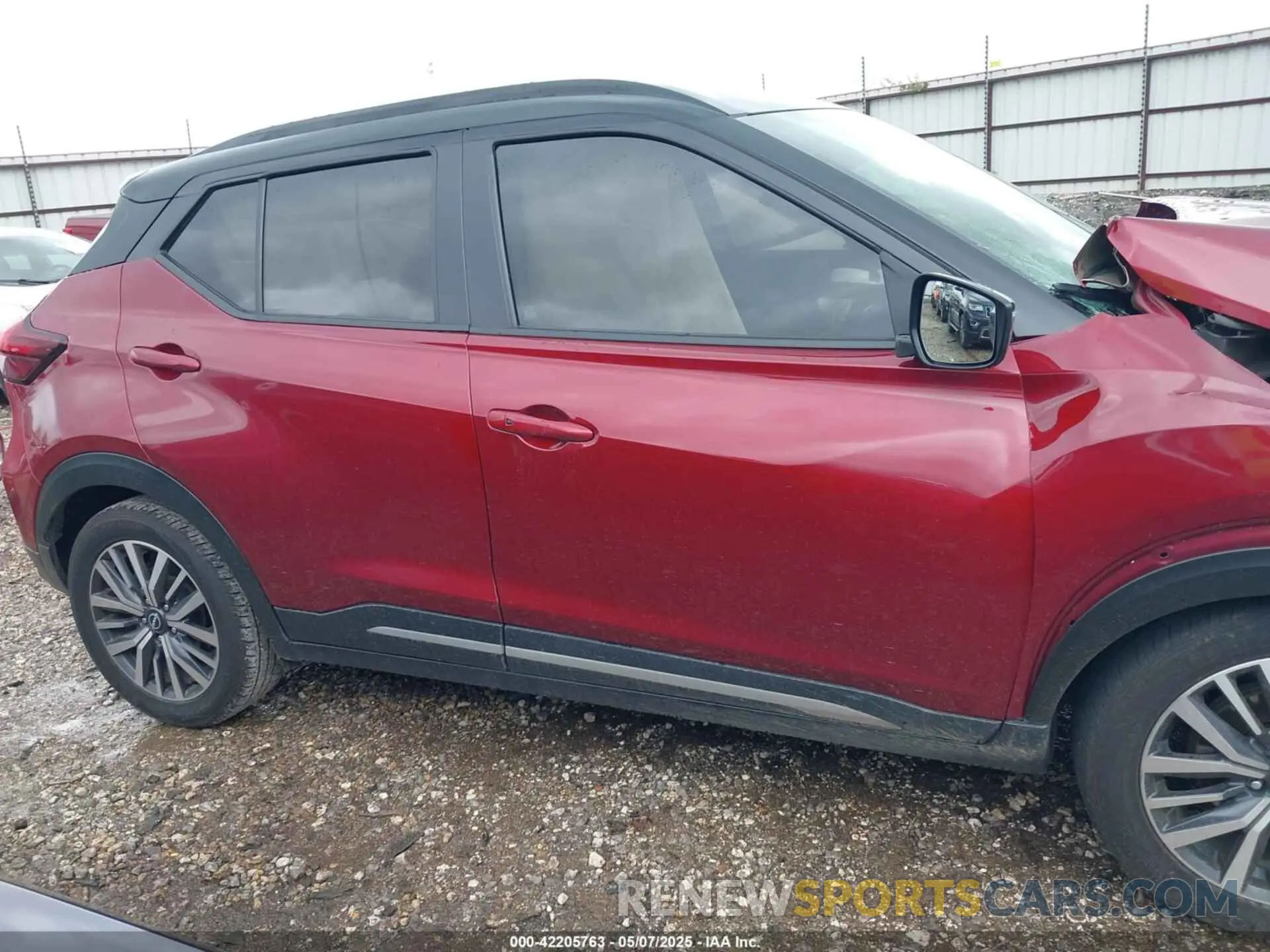 13 Photograph of a damaged car 3N1CP5DV4PL512422 NISSAN KICKS 2023