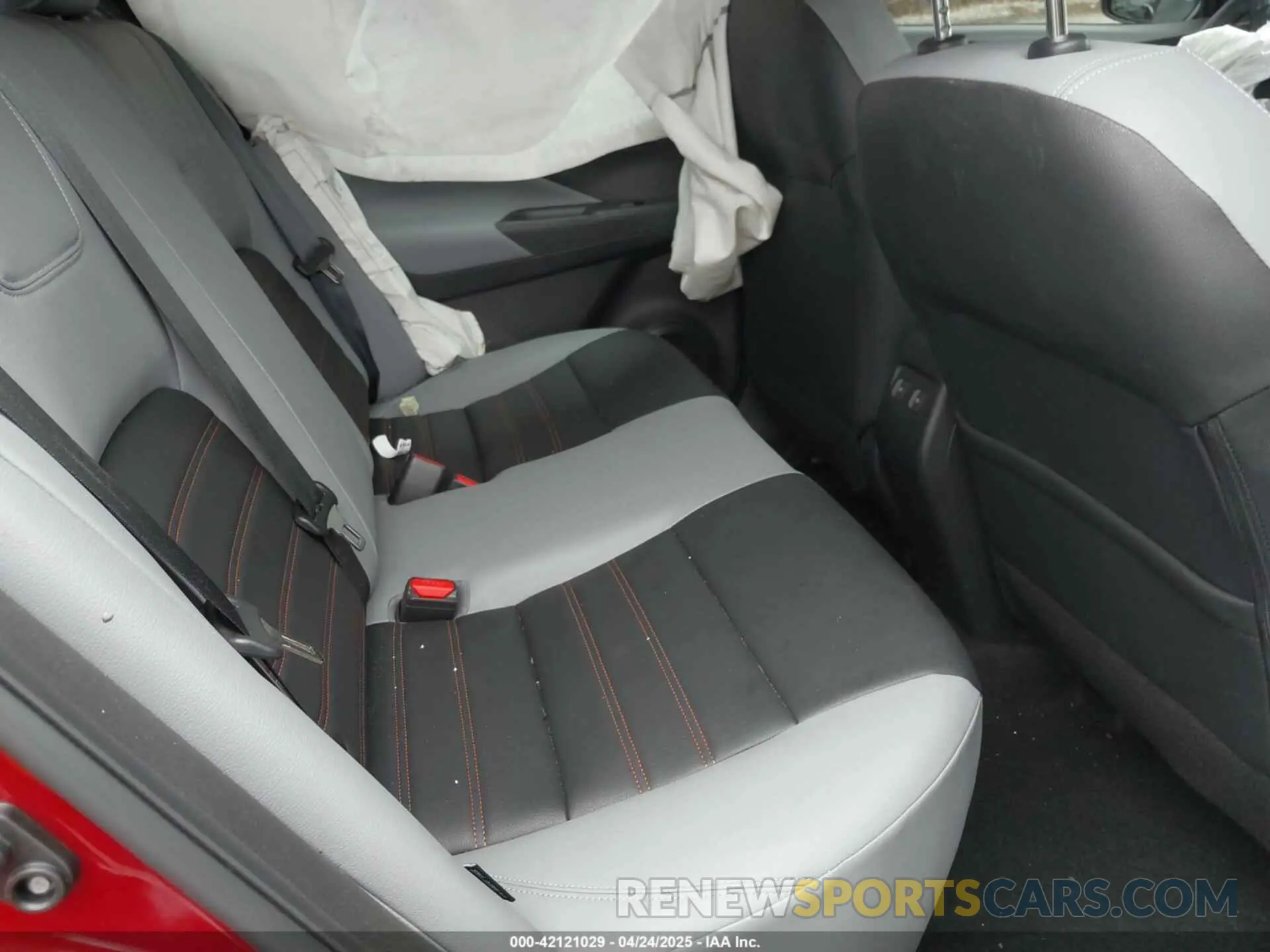 8 Photograph of a damaged car 3N1CP5DV5PL541279 NISSAN KICKS 2023