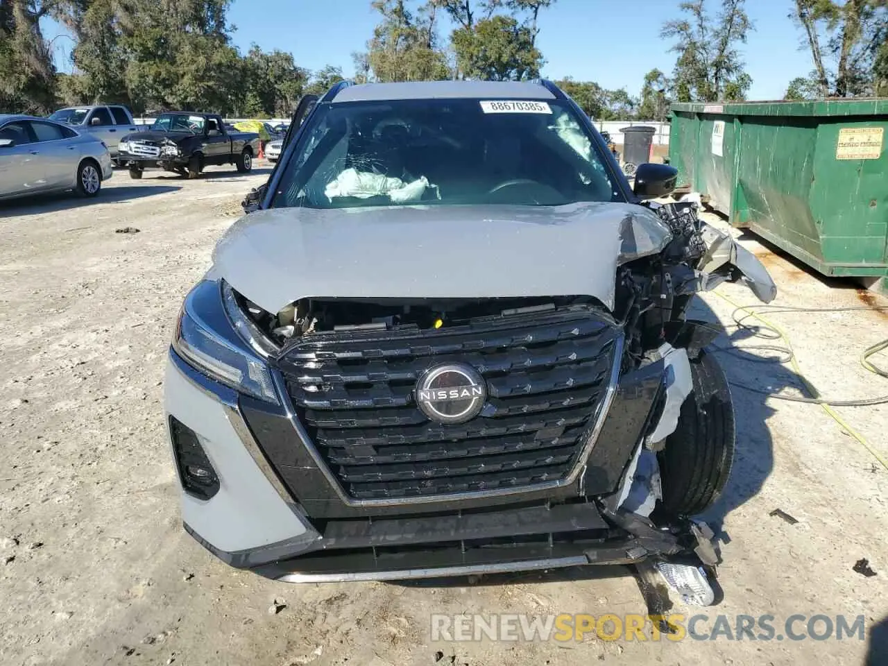 5 Photograph of a damaged car 3N1CP5DV6PL499138 NISSAN KICKS 2023