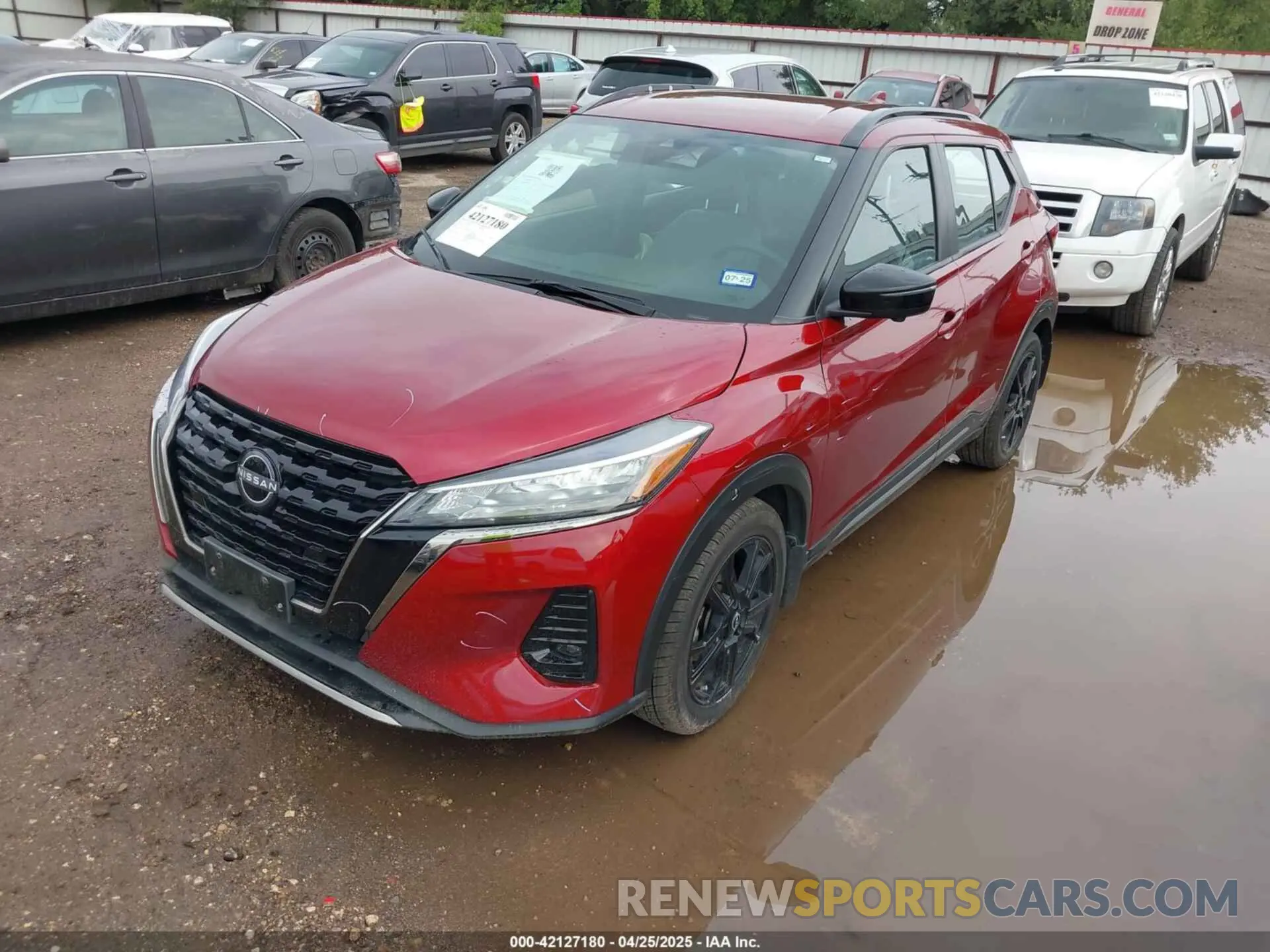 2 Photograph of a damaged car 3N1CP5DV7PL537881 NISSAN KICKS 2023