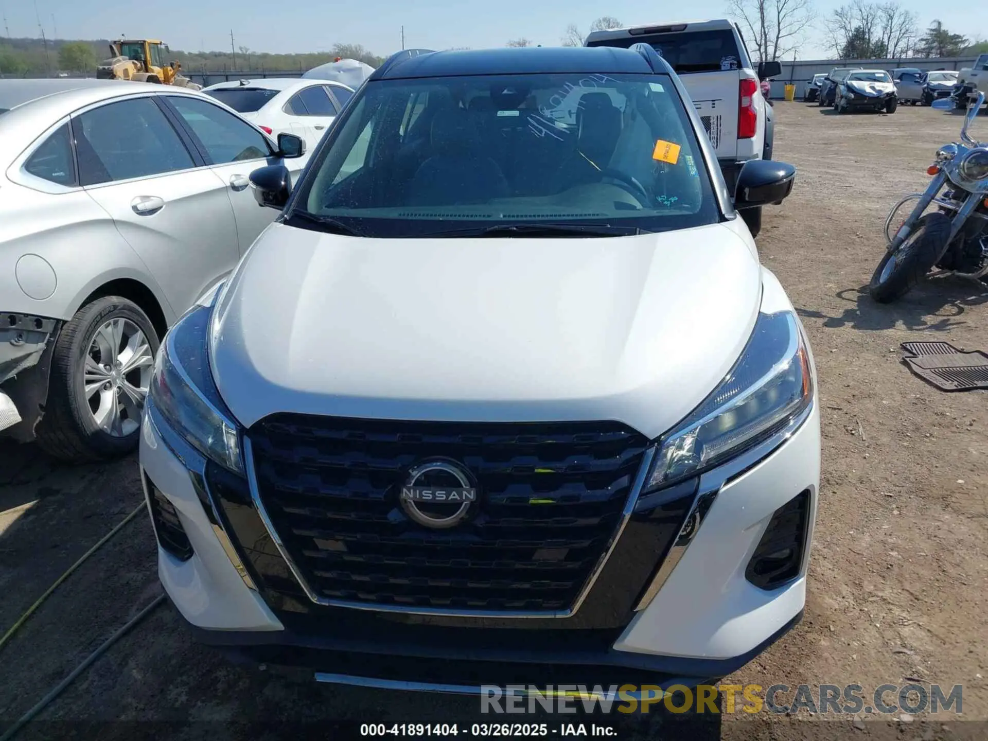 13 Фотография поврежденного автомобиля 3N1CP5DV7PL541915 NISSAN KICKS 2023