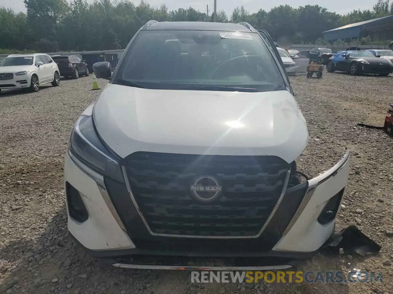 5 Photograph of a damaged car 3N1CP5DV8PL506994 NISSAN KICKS 2023