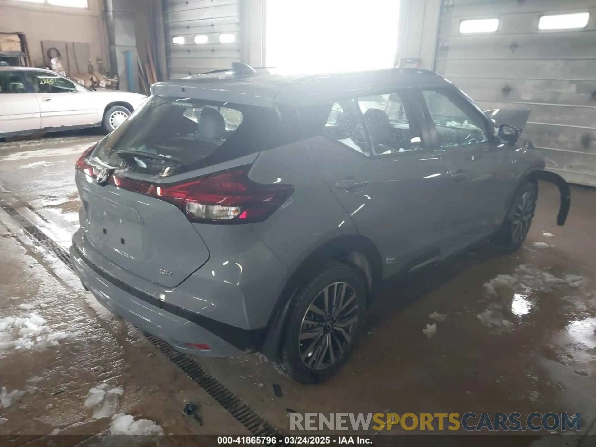 4 Photograph of a damaged car 3N1CP5DV8PL550445 NISSAN KICKS 2023