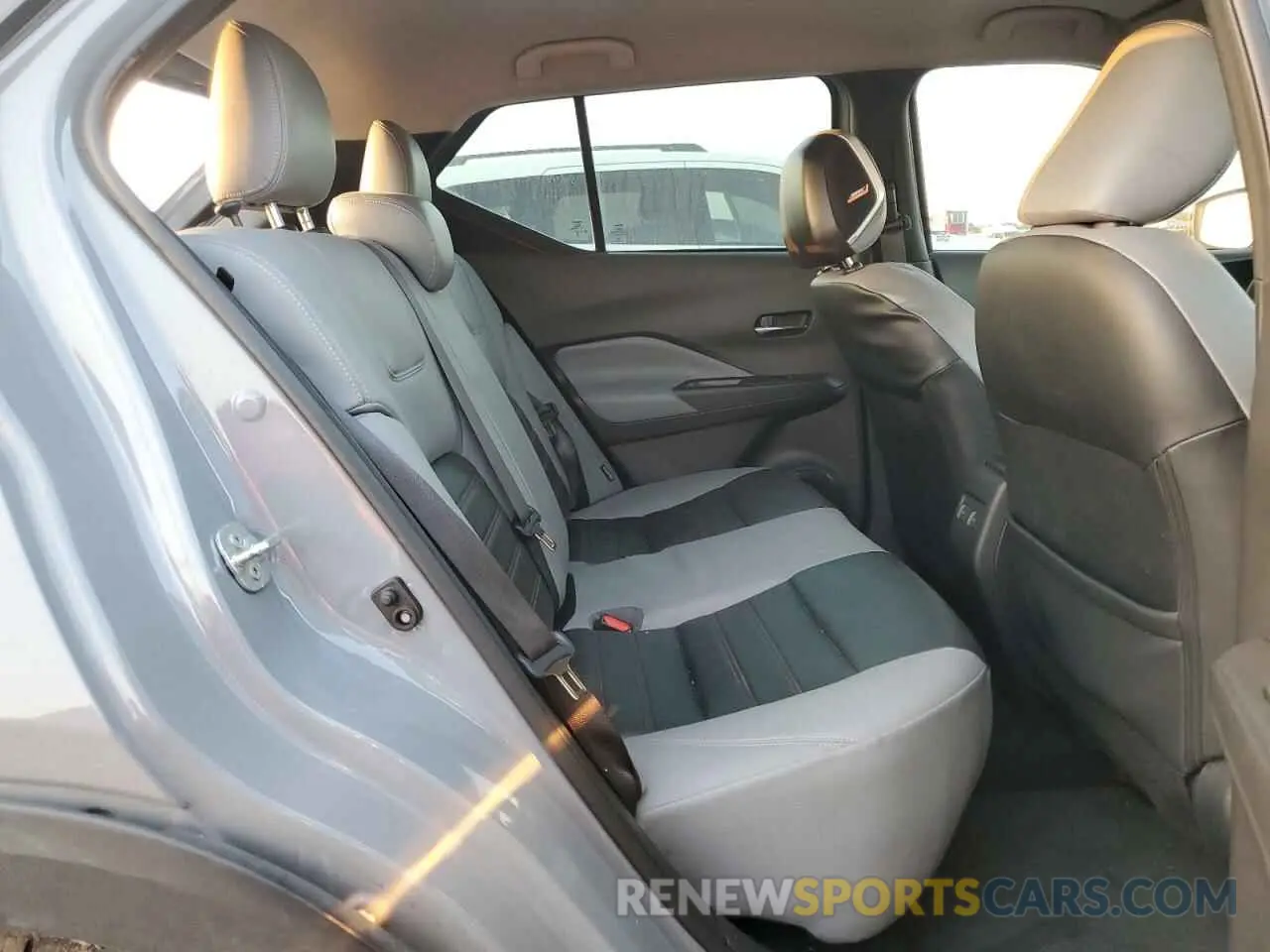 11 Фотография поврежденного автомобиля 3N1CP5DV8PL553541 NISSAN KICKS 2023