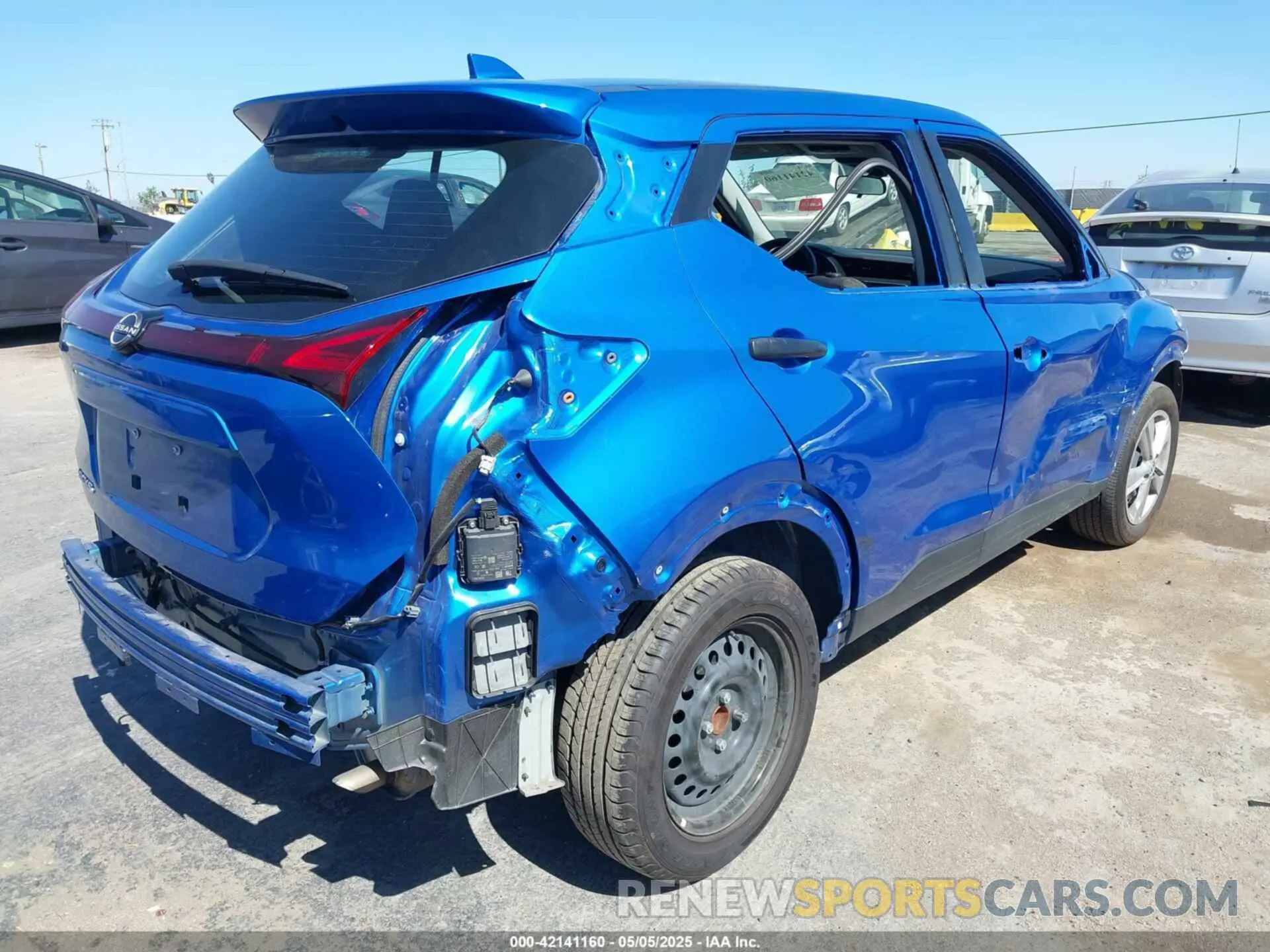 4 Фотография поврежденного автомобиля 3N1CP5BV1RL529135 NISSAN KICKS 2024