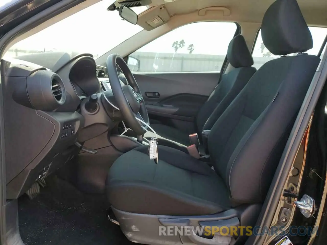 7 Фотография поврежденного автомобиля 3N1CP5BV1RL595443 NISSAN KICKS 2024