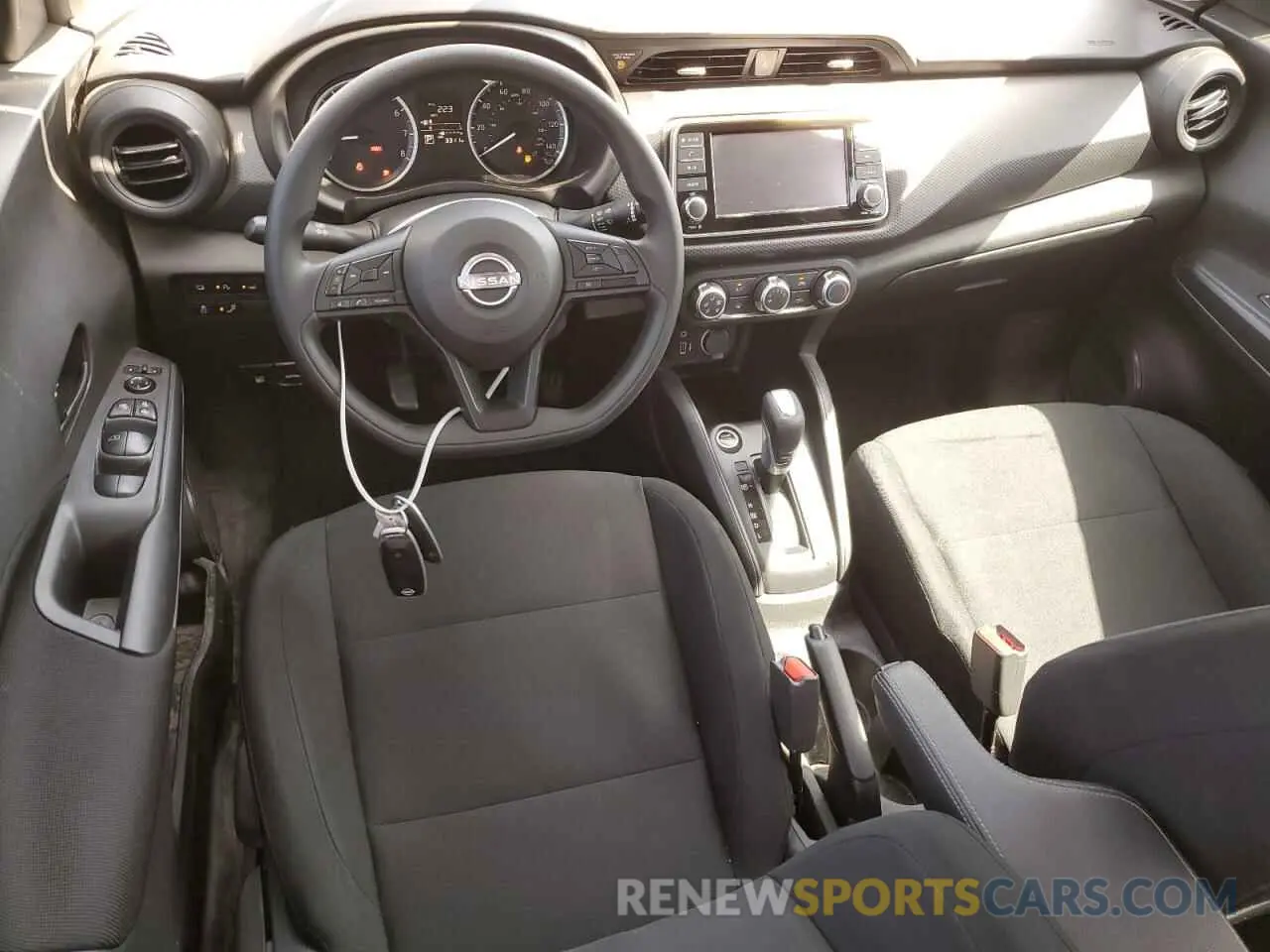 8 Фотография поврежденного автомобиля 3N1CP5BV1RL595443 NISSAN KICKS 2024