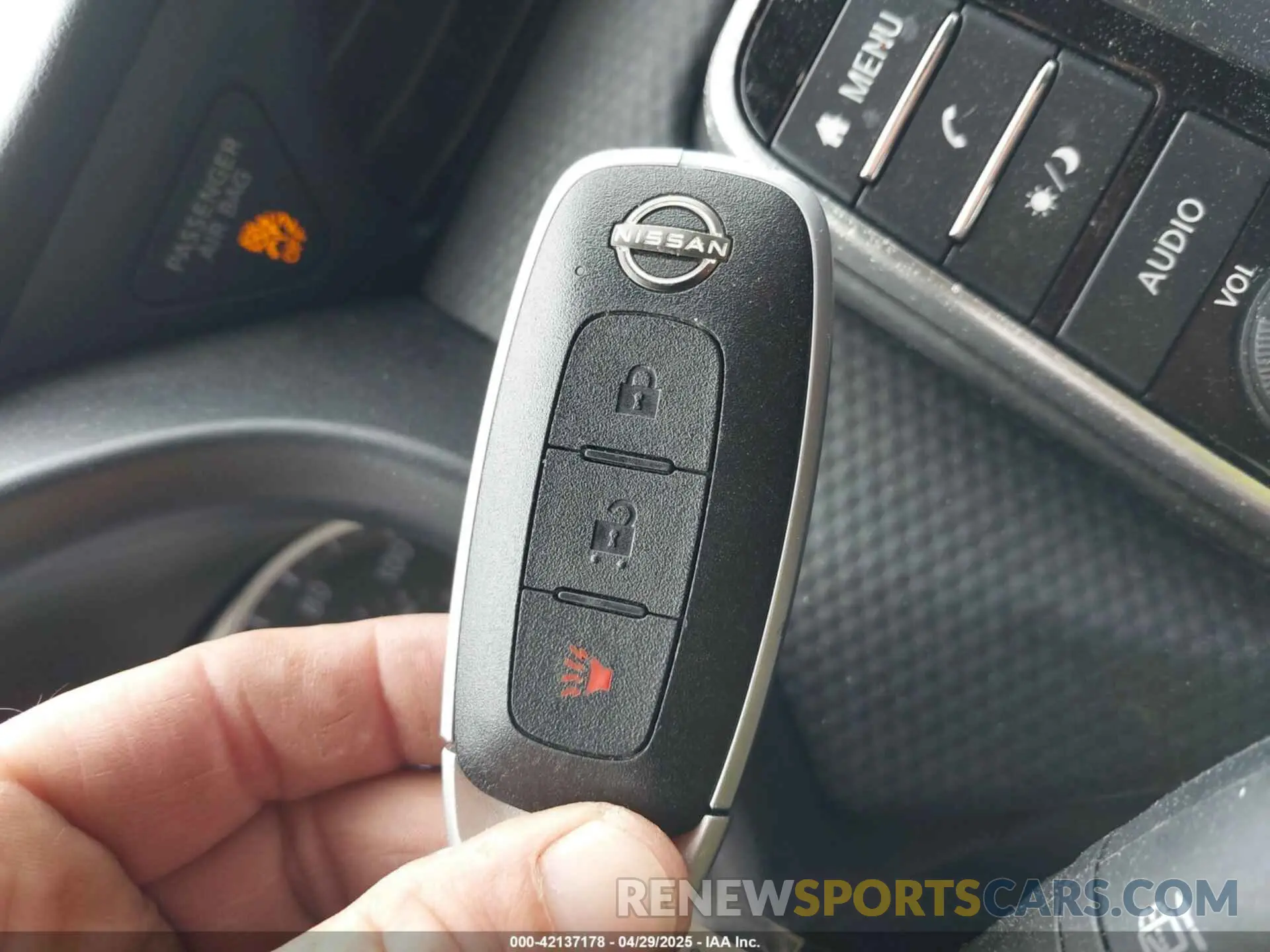 11 Фотография поврежденного автомобиля 3N1CP5BV2RL552911 NISSAN KICKS 2024