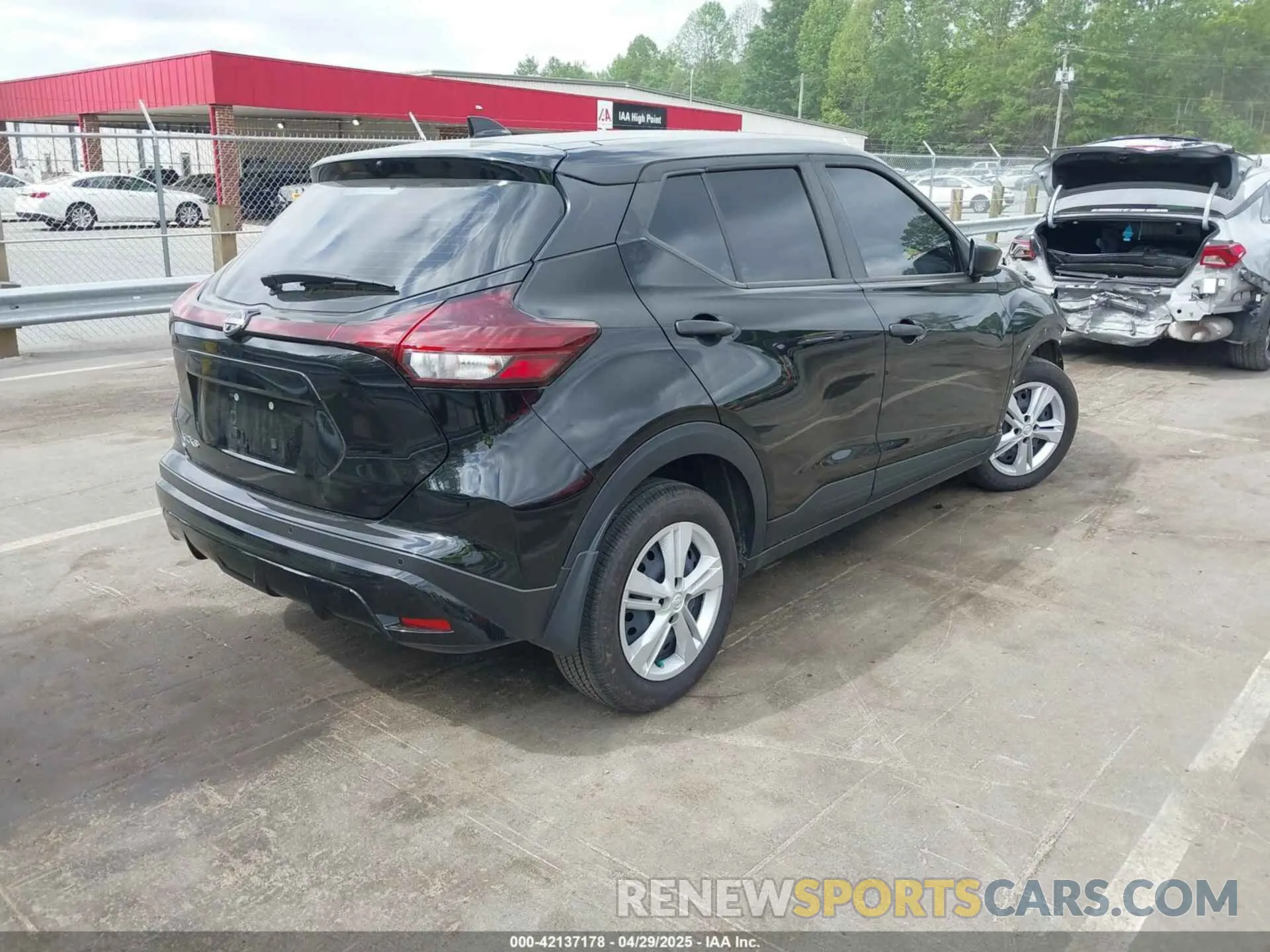 4 Фотография поврежденного автомобиля 3N1CP5BV2RL552911 NISSAN KICKS 2024