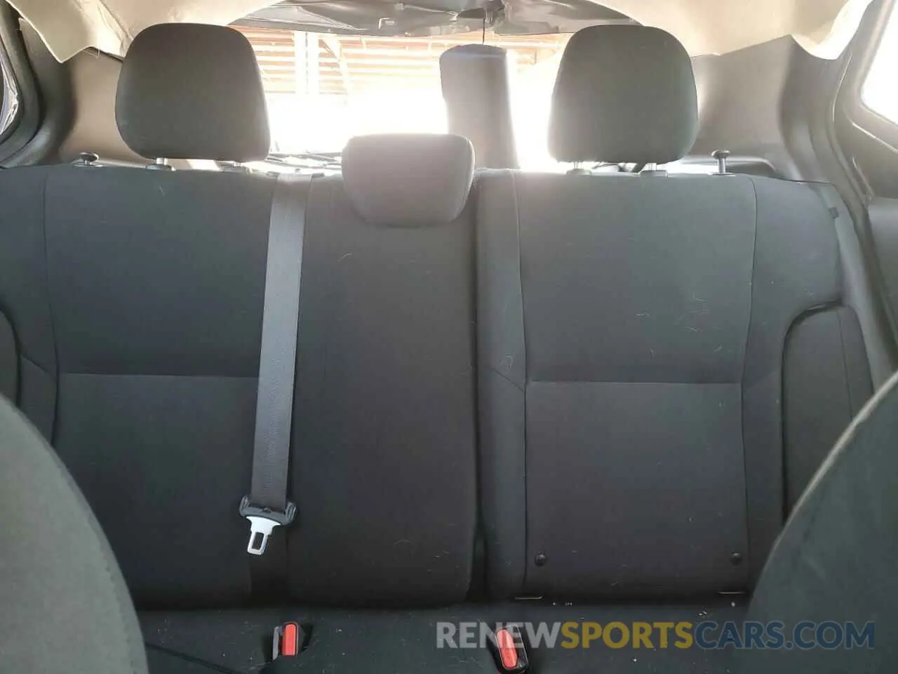 10 Photograph of a damaged car 3N1CP5BV3RL511929 NISSAN KICKS 2024