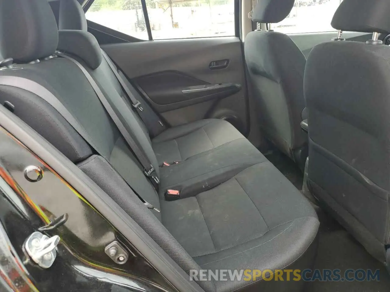 11 Photograph of a damaged car 3N1CP5BV3RL538516 NISSAN KICKS 2024
