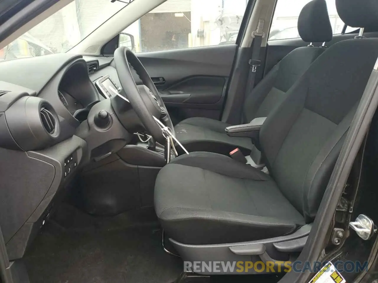 7 Photograph of a damaged car 3N1CP5BV3RL538516 NISSAN KICKS 2024