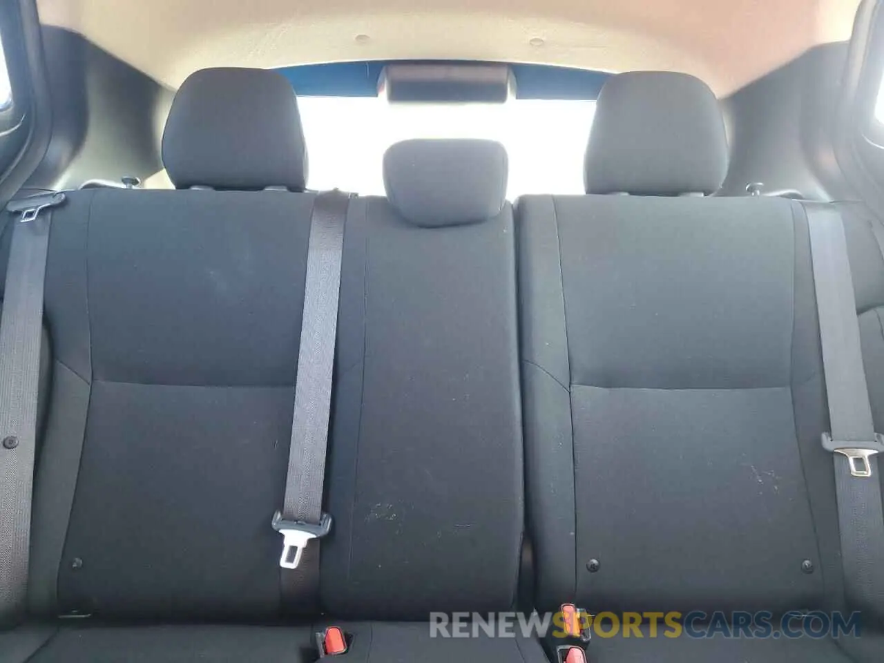10 Photograph of a damaged car 3N1CP5BV3RL583066 NISSAN KICKS 2024