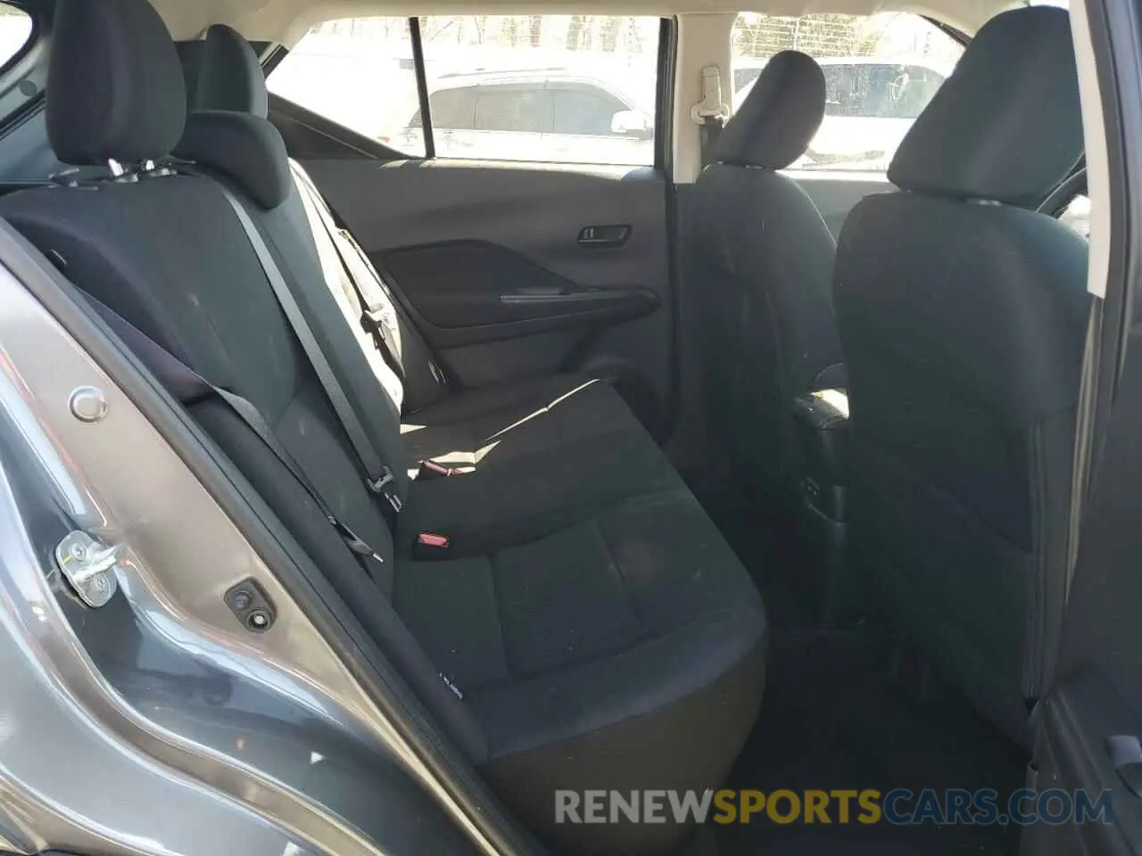 10 Photograph of a damaged car 3N1CP5BV4RL549363 NISSAN KICKS 2024