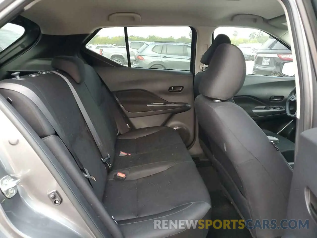 11 Фотография поврежденного автомобиля 3N1CP5BV4RL583951 NISSAN KICKS 2024