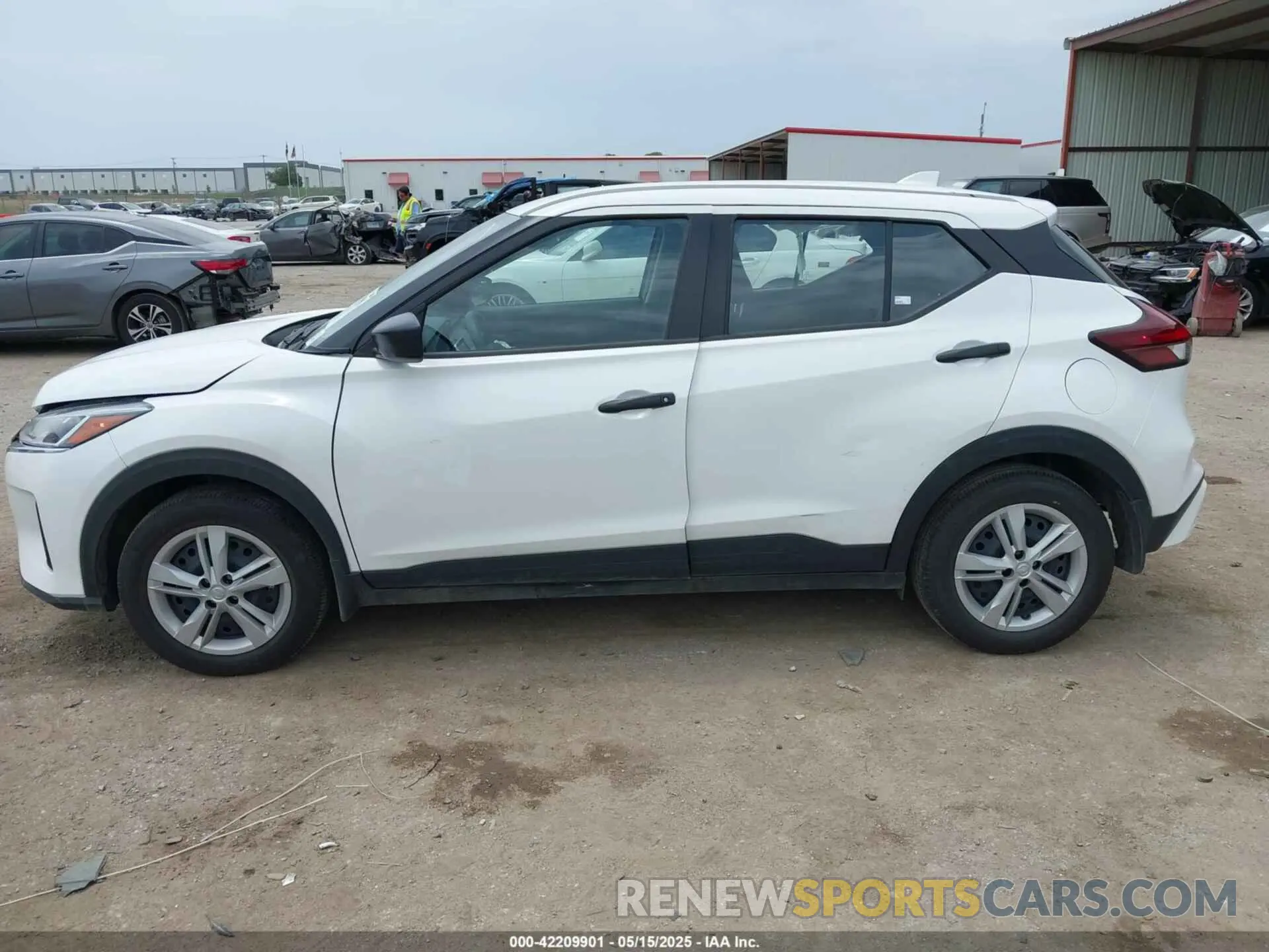 14 Фотография поврежденного автомобиля 3N1CP5BV5RL583411 NISSAN KICKS 2024