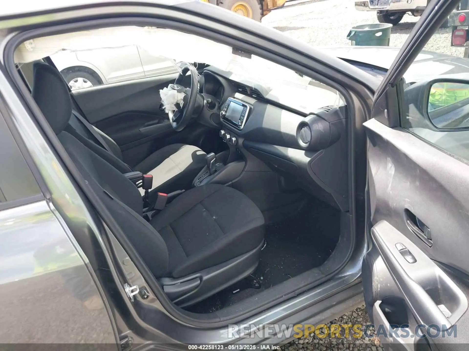 5 Фотография поврежденного автомобиля 3N1CP5BV7RL502652 NISSAN KICKS 2024