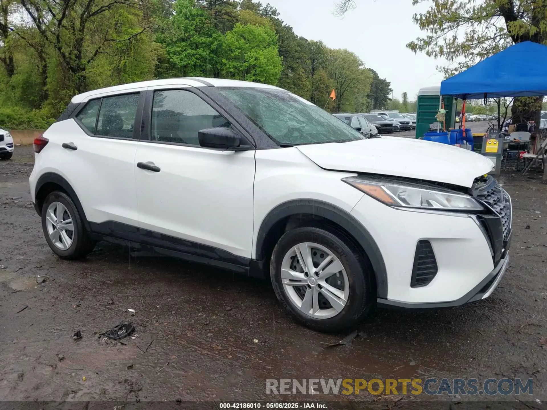 12 Photograph of a damaged car 3N1CP5BV7RL541662 NISSAN KICKS 2024
