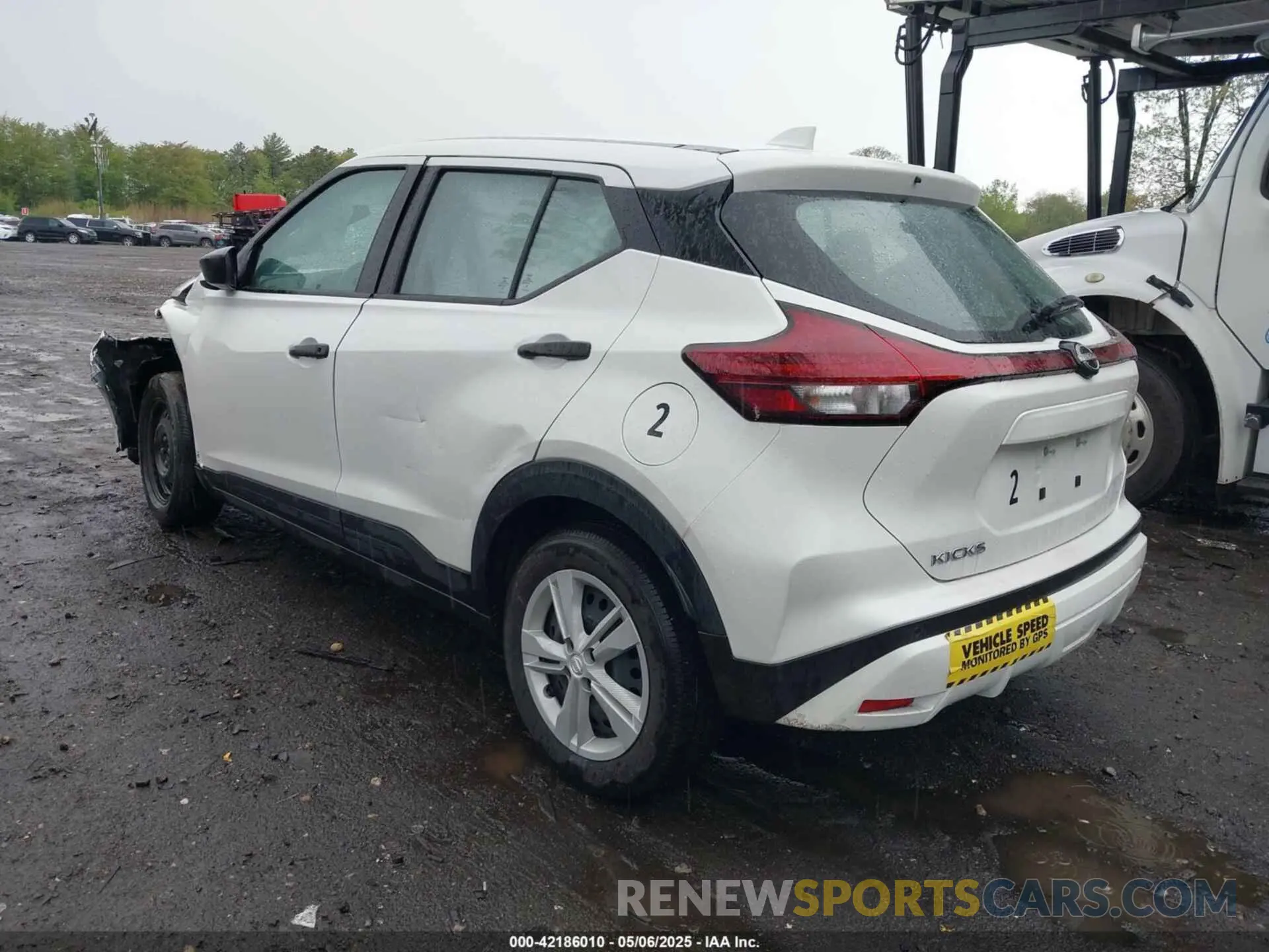 3 Photograph of a damaged car 3N1CP5BV7RL541662 NISSAN KICKS 2024