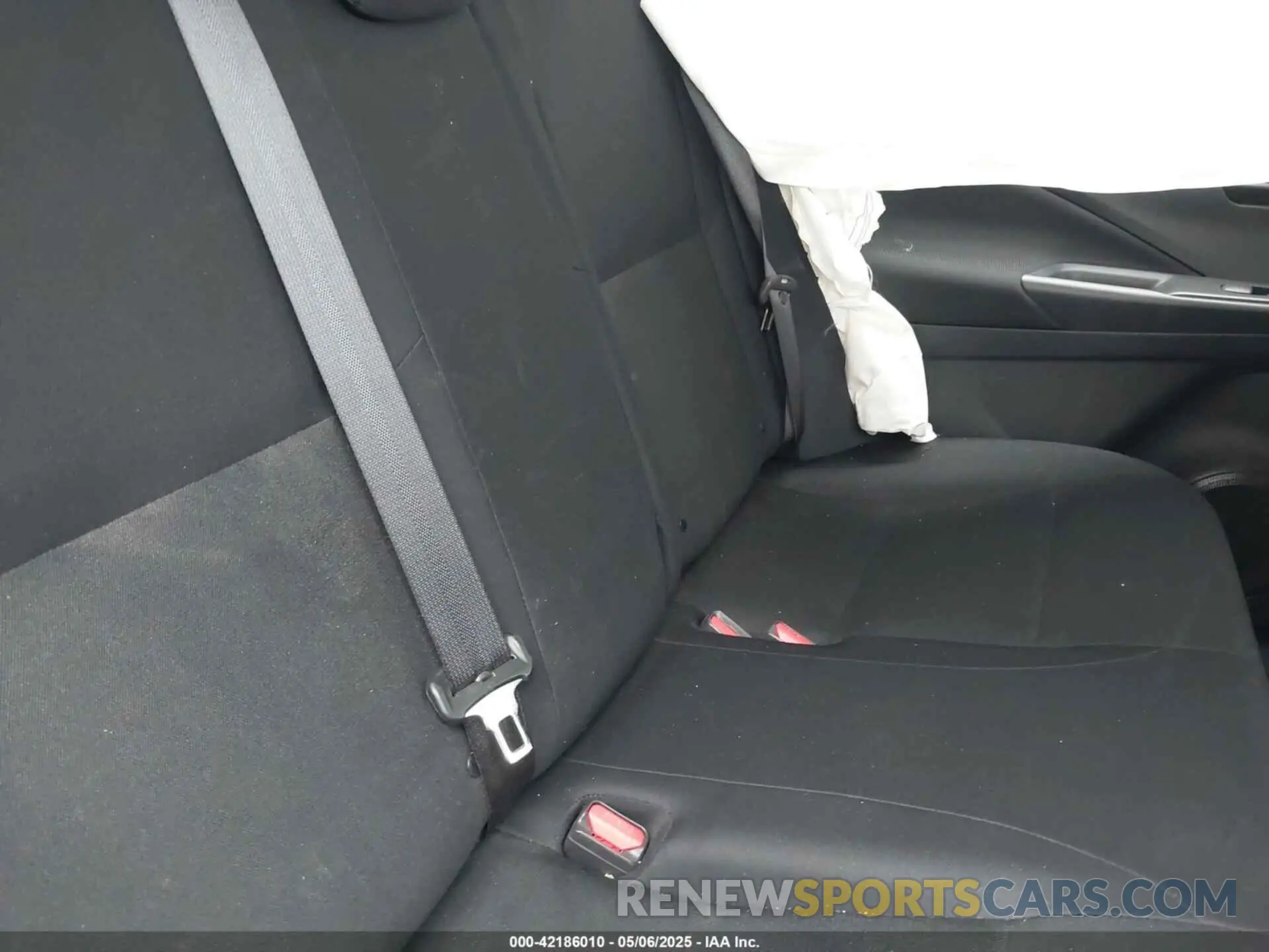 8 Photograph of a damaged car 3N1CP5BV7RL541662 NISSAN KICKS 2024
