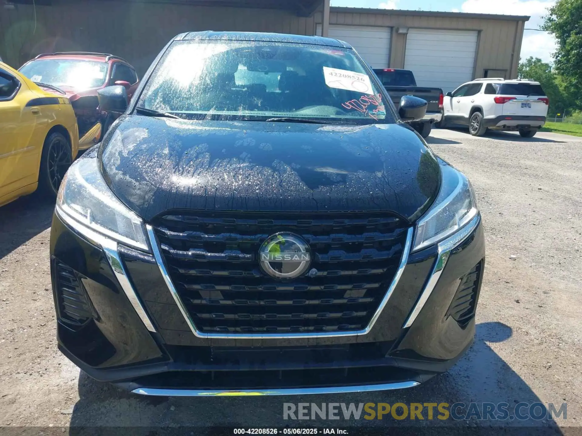 12 Photograph of a damaged car 3N1CP5BV8RL498577 NISSAN KICKS 2024
