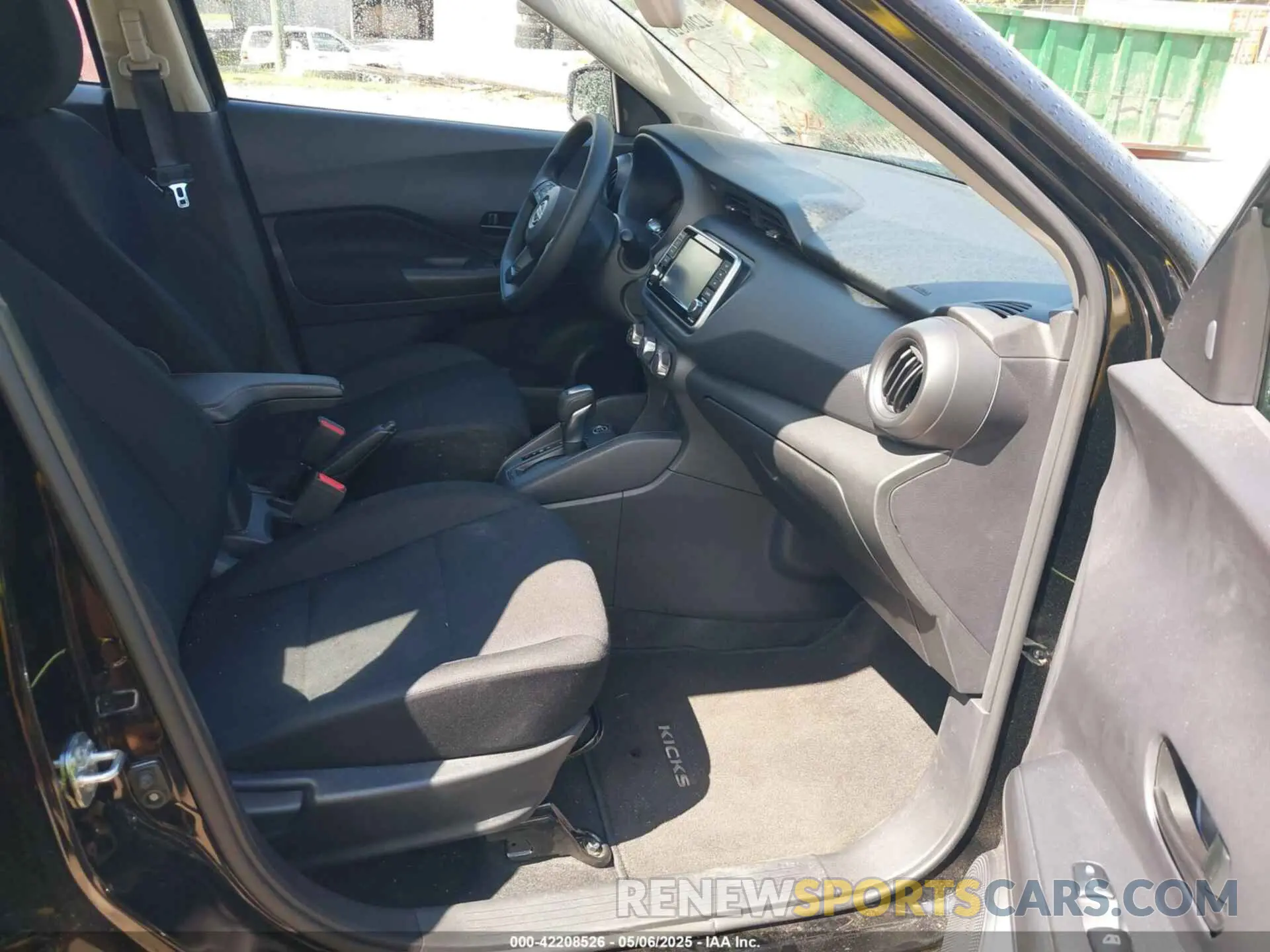 5 Photograph of a damaged car 3N1CP5BV8RL498577 NISSAN KICKS 2024