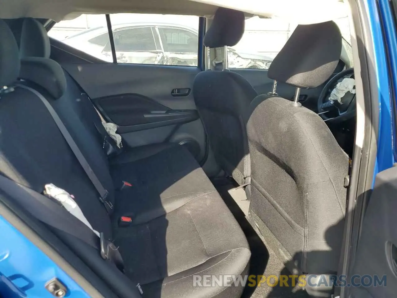 10 Photograph of a damaged car 3N1CP5BV8RL509299 NISSAN KICKS 2024