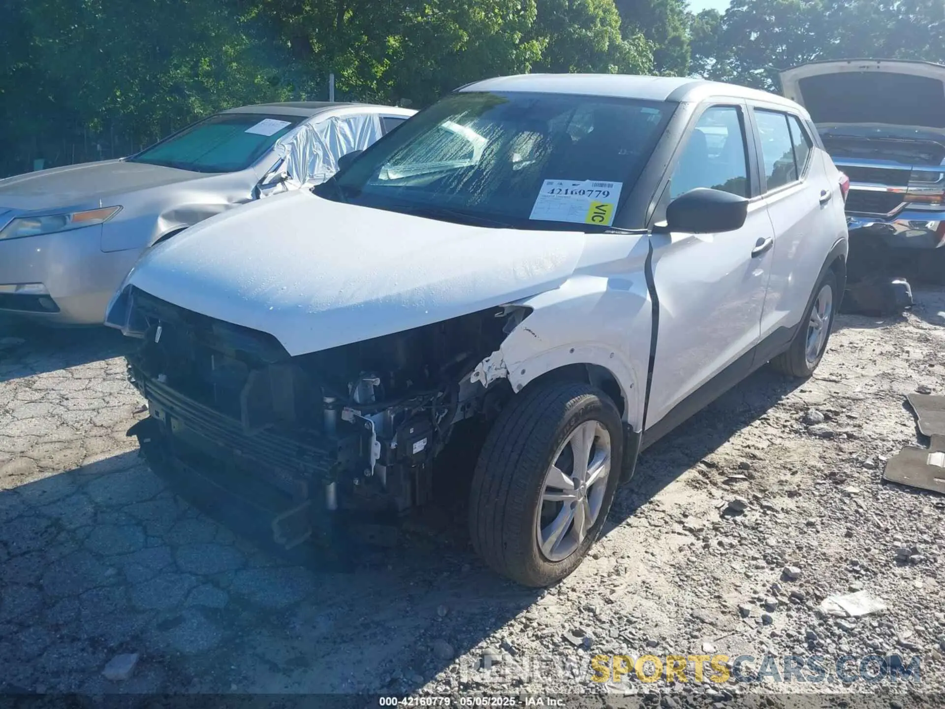 2 Photograph of a damaged car 3N1CP5BV8RL517757 NISSAN KICKS 2024