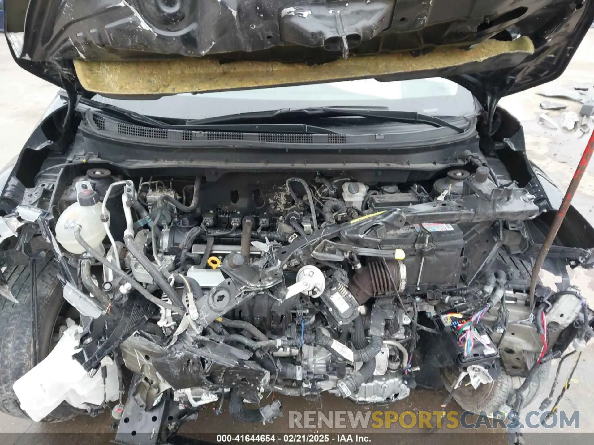 10 Photograph of a damaged car 3N1CP5BV9RL477611 NISSAN KICKS 2024