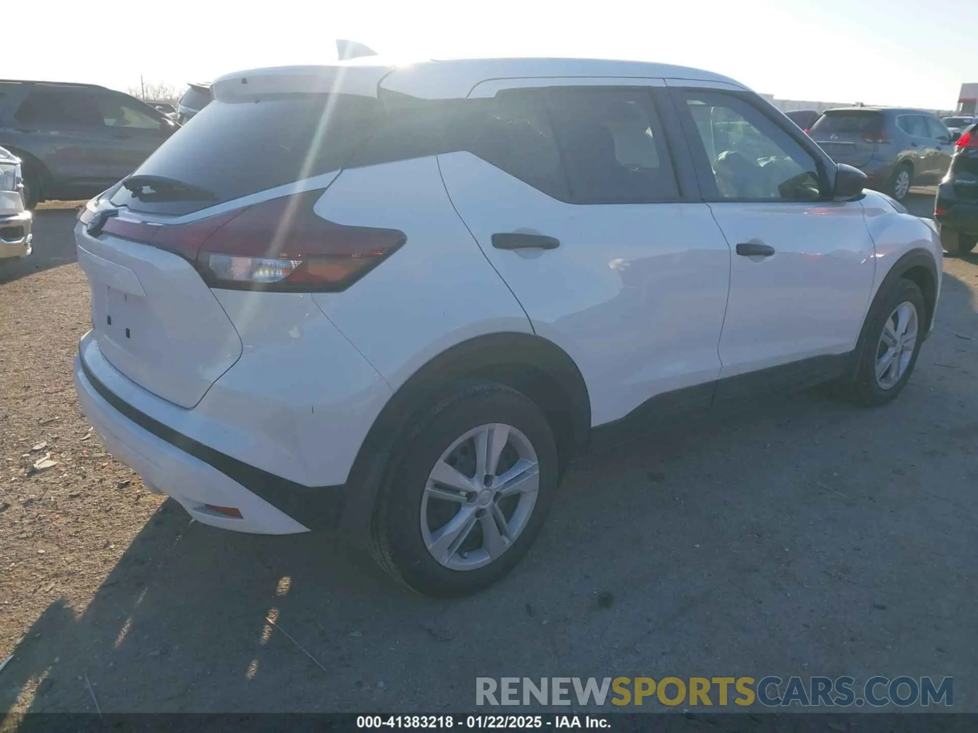 4 Фотография поврежденного автомобиля 3N1CP5BV9RL592080 NISSAN KICKS 2024
