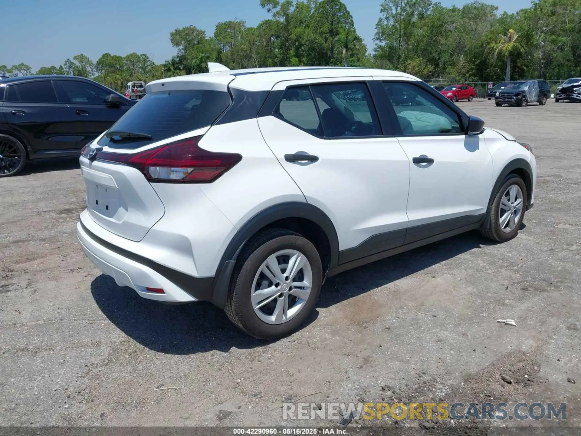4 Фотография поврежденного автомобиля 3N1CP5BVXRL472661 NISSAN KICKS 2024