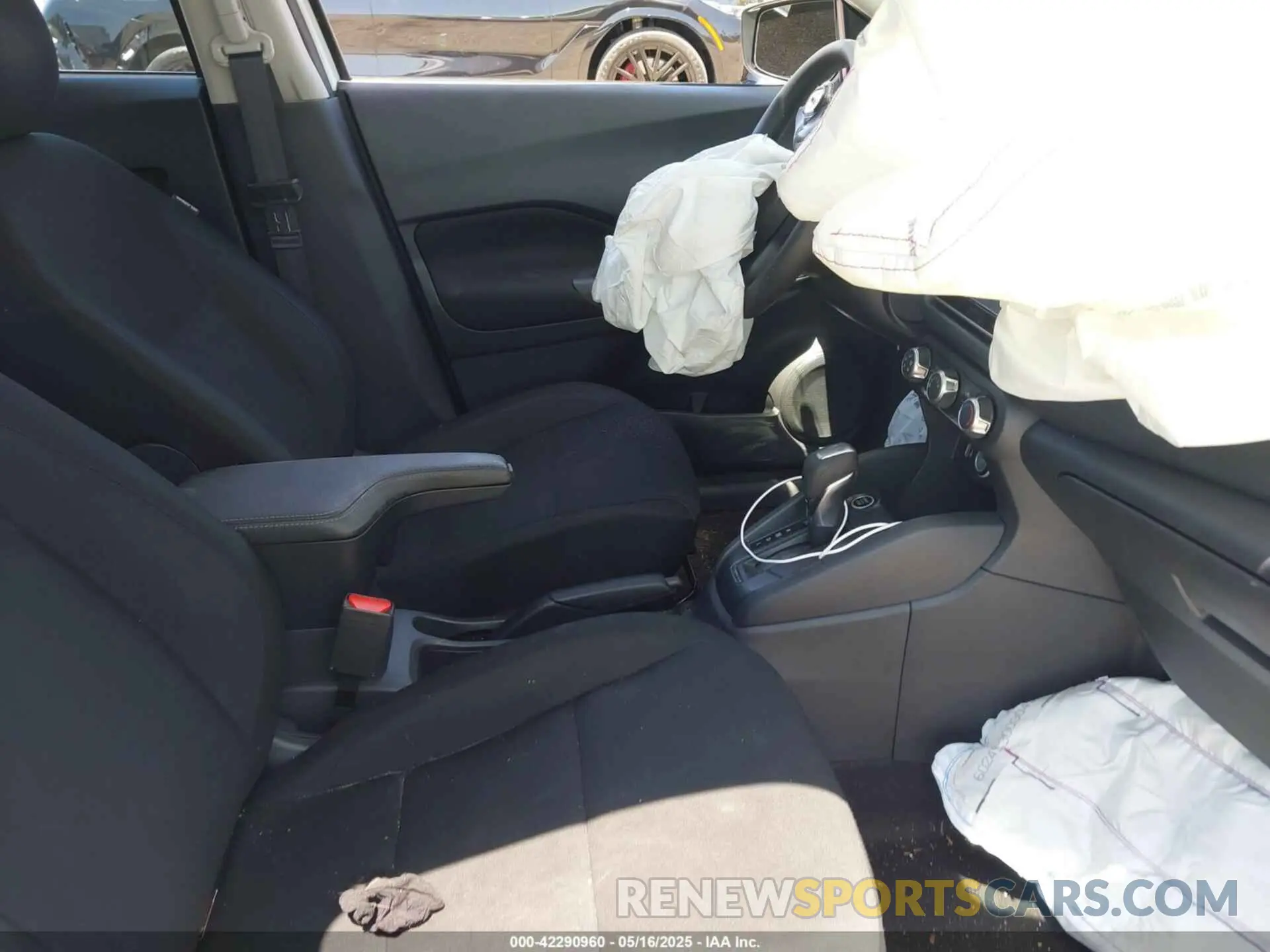 5 Фотография поврежденного автомобиля 3N1CP5BVXRL472661 NISSAN KICKS 2024