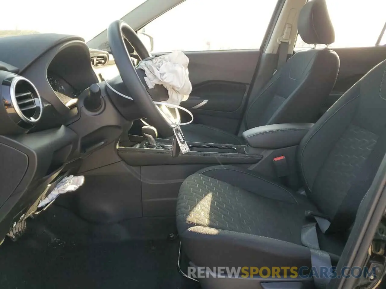 7 Фотография поврежденного автомобиля 3N1CP5CV0RL508923 NISSAN KICKS 2024