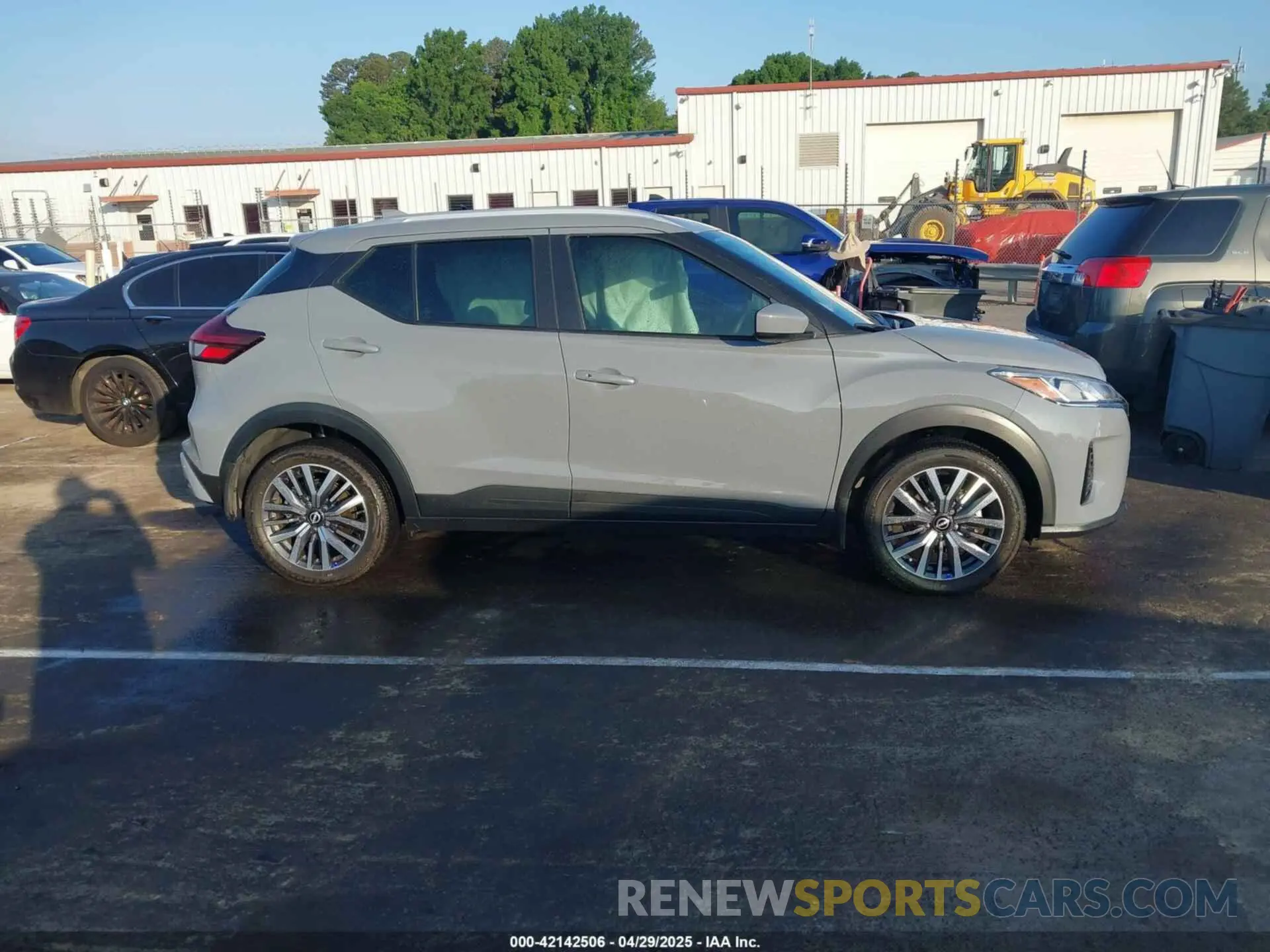 13 Фотография поврежденного автомобиля 3N1CP5CV1RL482817 NISSAN KICKS 2024