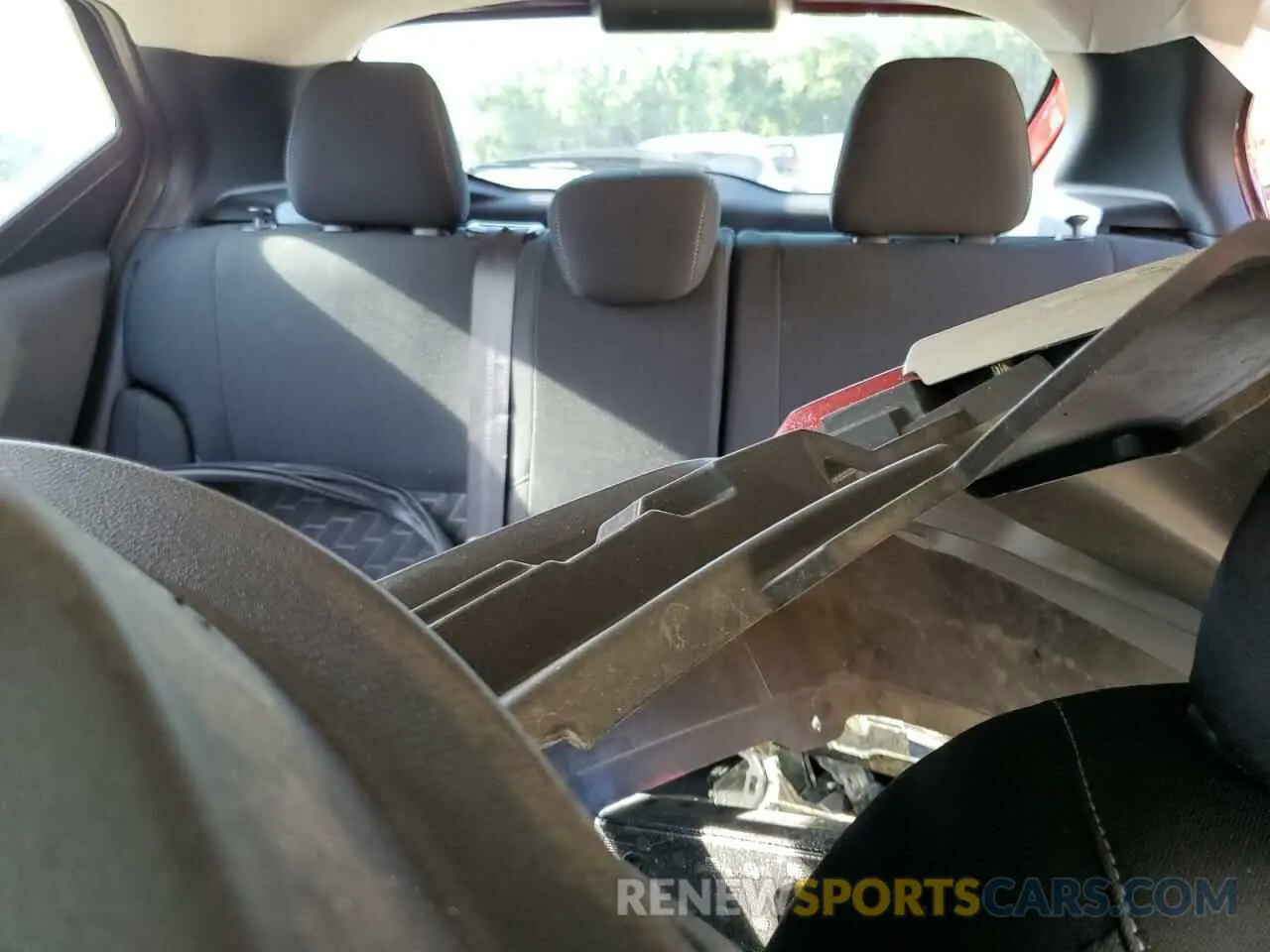10 Photograph of a damaged car 3N1CP5CV1RL532891 NISSAN KICKS 2024