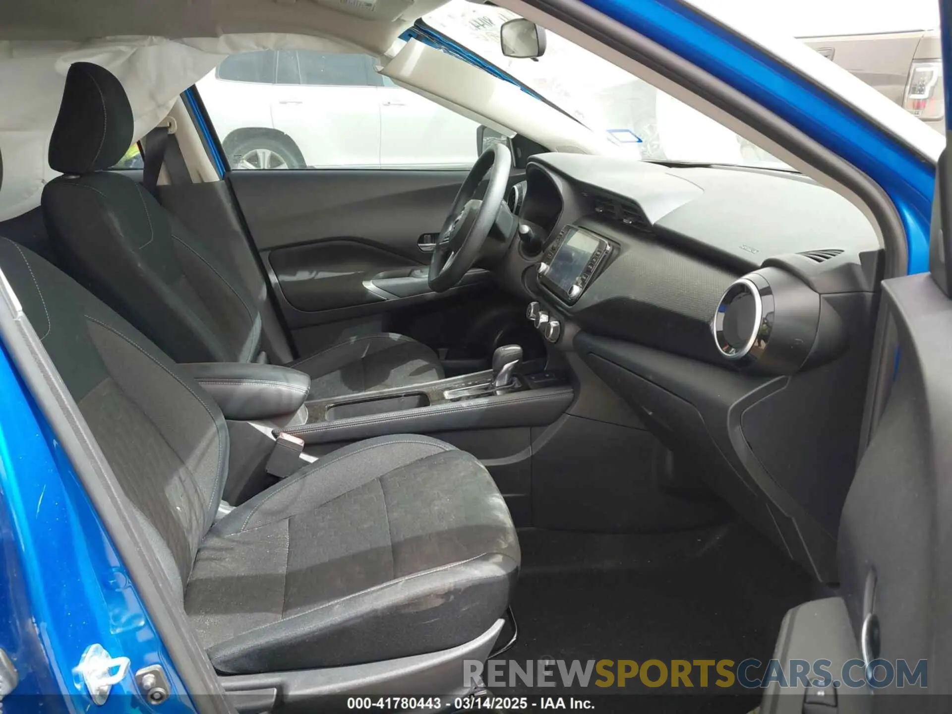 5 Photograph of a damaged car 3N1CP5CV2RL500595 NISSAN KICKS 2024